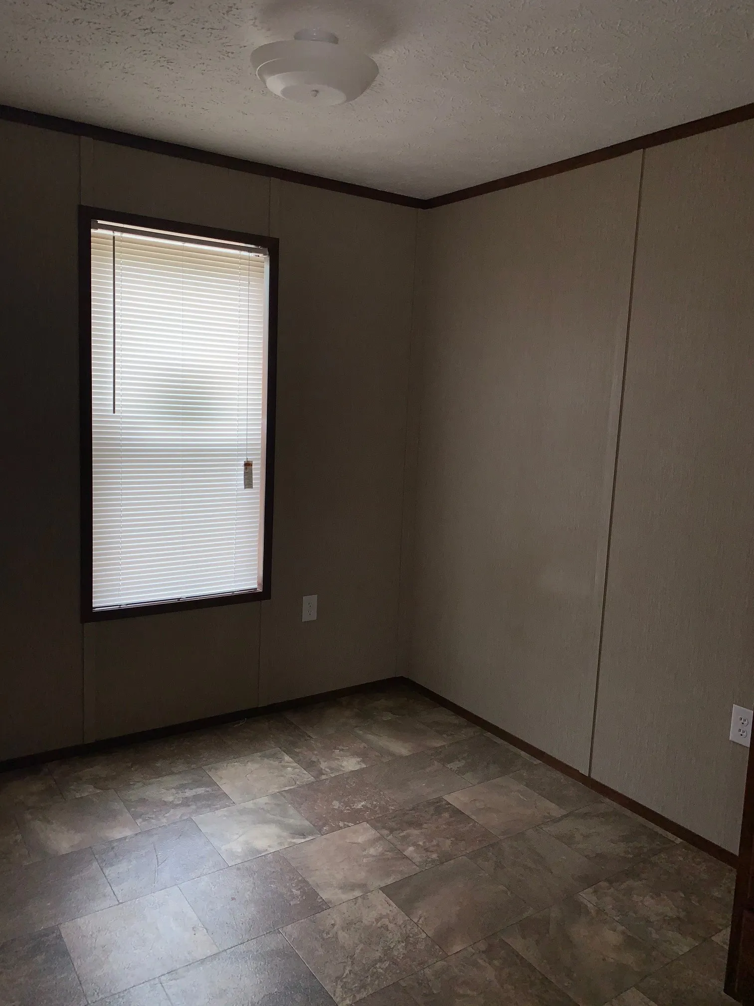 Manufactured Home For Sale in Mc Lennan County , 3702 B Katy Lane, Waco, Texas 76705, 2 Bedroom, 1 Bathroom, Garage spaces, 672 Sqft, built in 2016, mls#21186851, Real Estate Agent in Waco, Homes For Sale in Mc Lennan county, Homes For Sale in Waco, Realtor in Waco Texas, Real Estate Brokerage Independent Realty Texas, Luminita Cordes Realtor