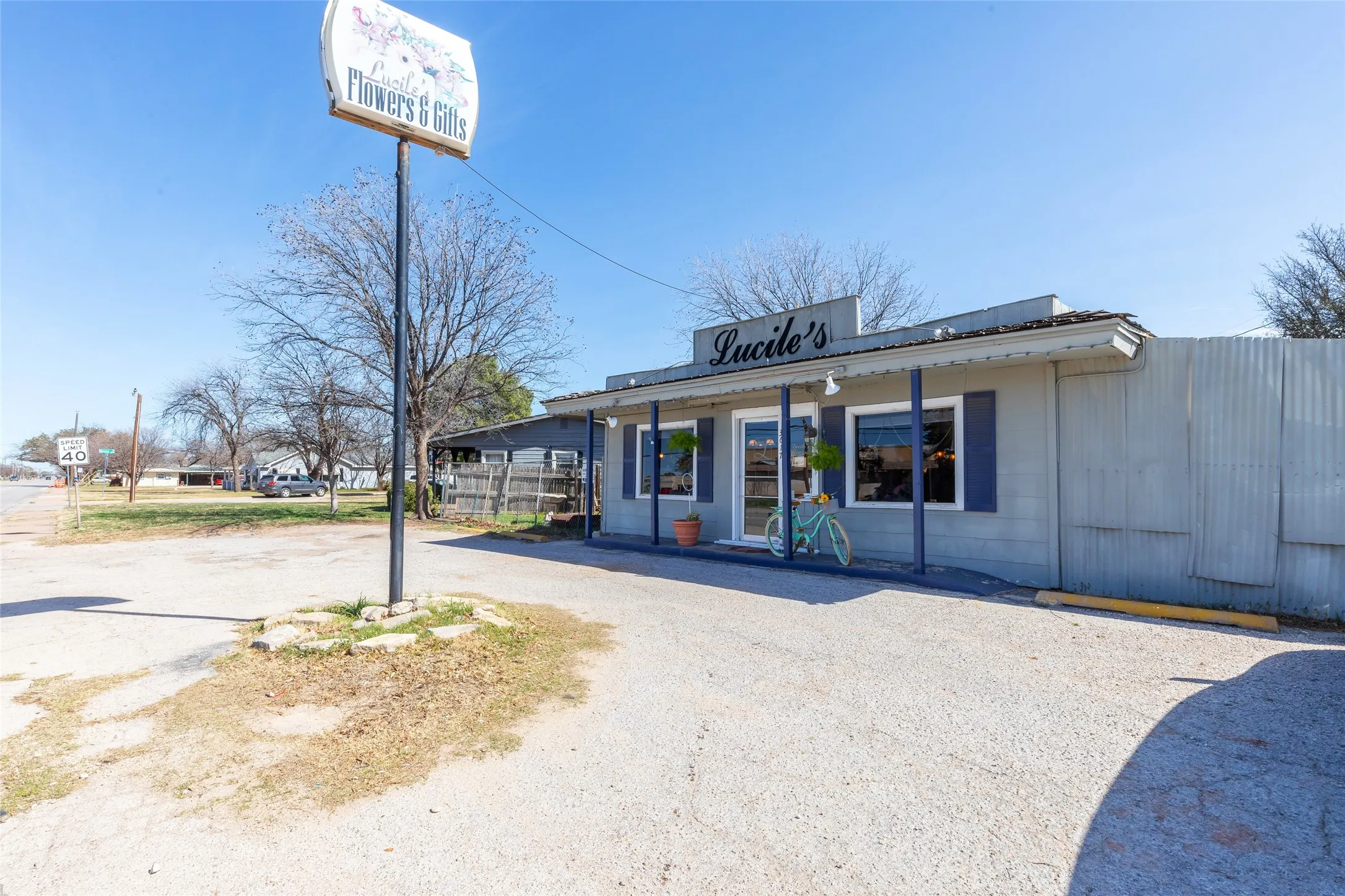 Retail For Sale in Taylor County , 3617 Buffalo Gap Road, Abilene, Texas 79605, 0, 0, Garage spaces, 0 Sqft, built in 1952, Preowned, mls#21177431, Real Estate Agent in Abilene, Homes For Sale in Taylor county, Homes For Sale in Abilene, Realtor in Abilene Texas, Real Estate Brokerage Independent Realty Texas, Luminita Cordes Realtor