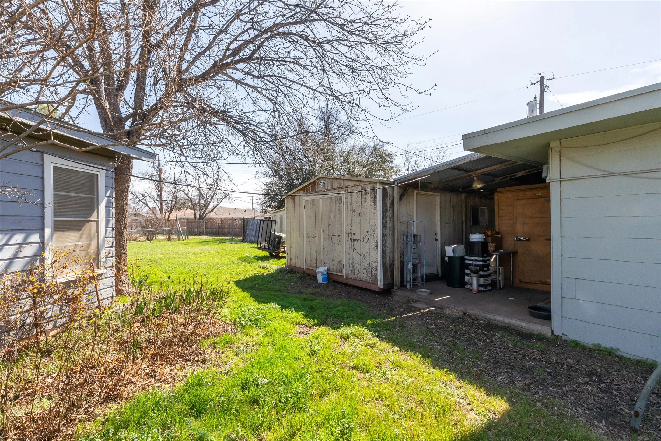 Retail For Sale in Taylor County , 3617 Buffalo Gap Road, Abilene, Texas 79605, 0, 0, Garage spaces, 0 Sqft, built in 1952, Preowned, mls#21177431, Real Estate Agent in Abilene, Homes For Sale in Taylor county, Homes For Sale in Abilene, Realtor in Abilene Texas, Real Estate Brokerage Independent Realty Texas, Luminita Cordes Realtor