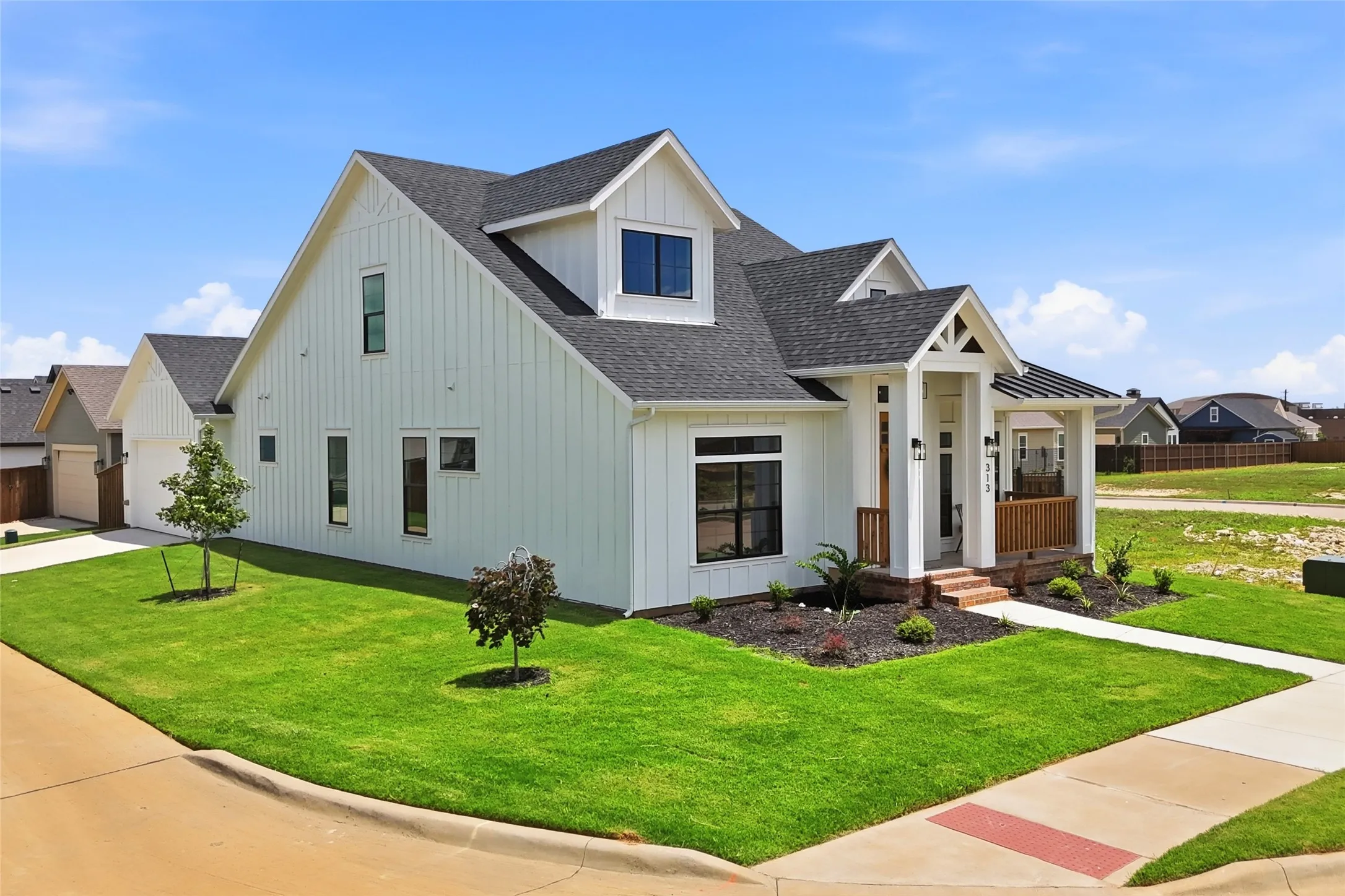 Single Family Residence For Sale in Ellis County , 313 Dylan Way, Midlothian, Texas 76065, 3 Bedroom, 3 Bathroom, 2 Garage spaces, 2,068 Sqft, built in 2026, New Construction - Complete, mls#21161645, Real Estate Agent in Midlothian, Homes For Sale in Ellis county, Homes For Sale in Midlothian, Realtor in Midlothian Texas, Real Estate Brokerage Independent Realty Texas, Luminita Cordes Realtor
