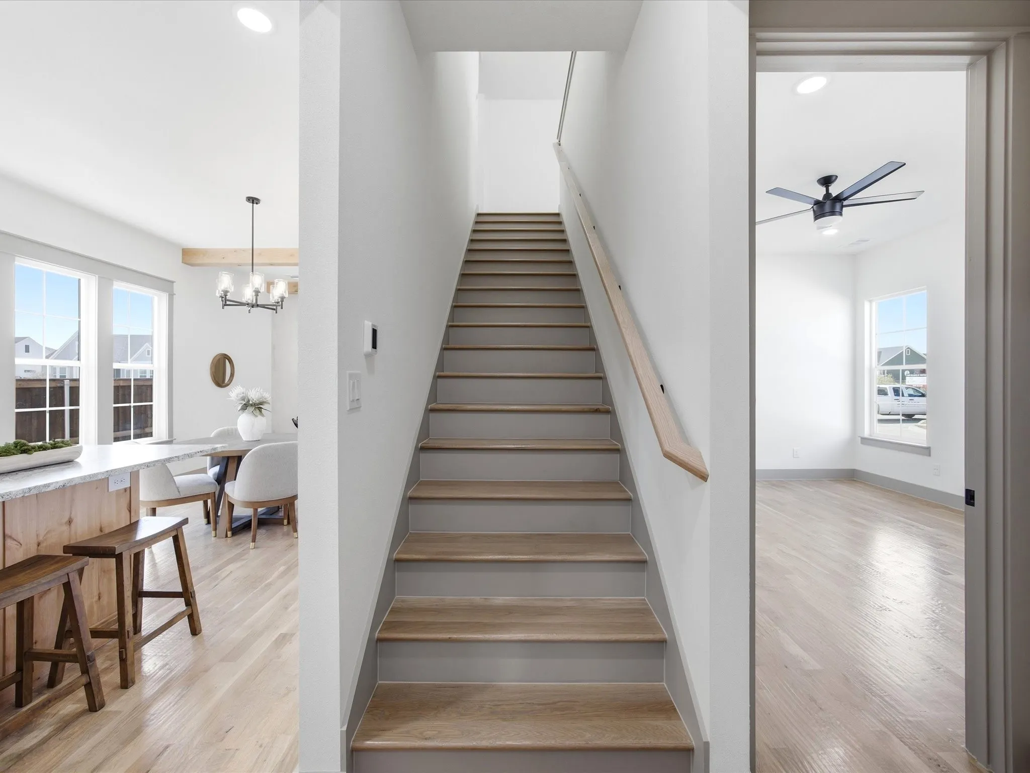 Single Family Residence For Sale in Ellis County , 313 Dylan Way, Midlothian, Texas 76065, 3 Bedroom, 3 Bathroom, 2 Garage spaces, 2,068 Sqft, built in 2026, New Construction - Complete, mls#21161645, Real Estate Agent in Midlothian, Homes For Sale in Ellis county, Homes For Sale in Midlothian, Realtor in Midlothian Texas, Real Estate Brokerage Independent Realty Texas, Luminita Cordes Realtor