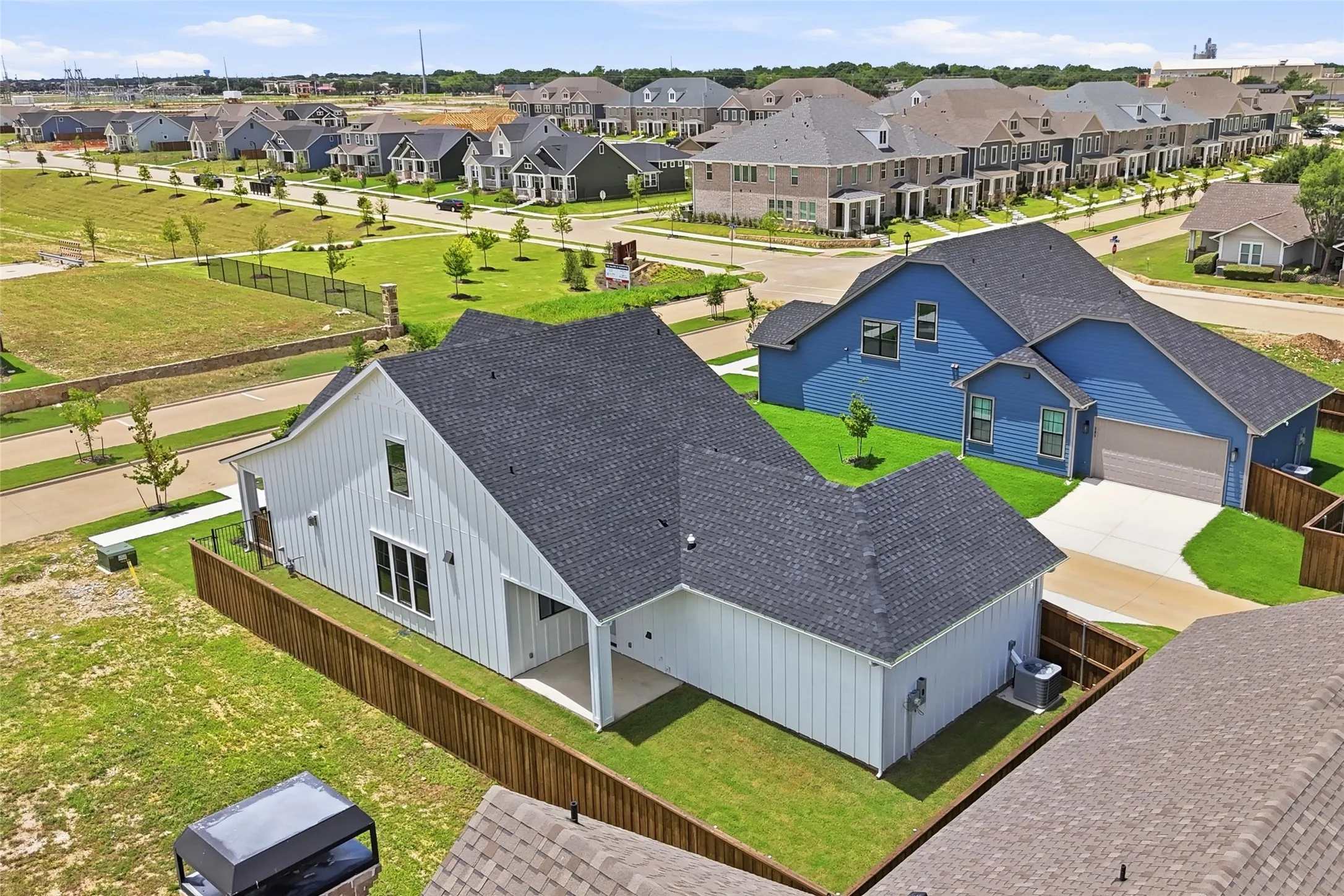 Single Family Residence For Sale in Ellis County , 313 Dylan Way, Midlothian, Texas 76065, 3 Bedroom, 3 Bathroom, 2 Garage spaces, 2,068 Sqft, built in 2026, New Construction - Complete, mls#21161645, Real Estate Agent in Midlothian, Homes For Sale in Ellis county, Homes For Sale in Midlothian, Realtor in Midlothian Texas, Real Estate Brokerage Independent Realty Texas, Luminita Cordes Realtor
