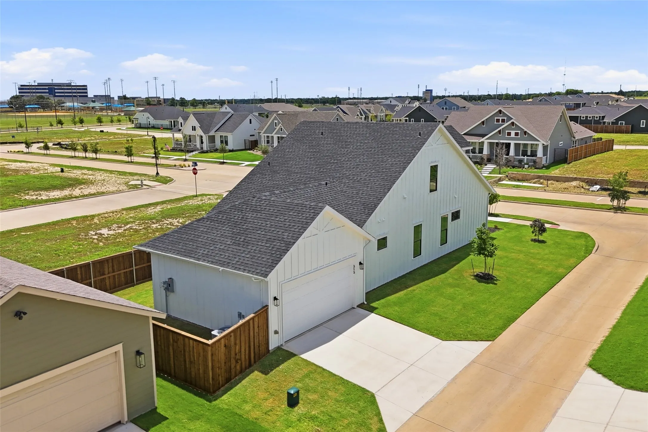 Single Family Residence For Sale in Ellis County , 313 Dylan Way, Midlothian, Texas 76065, 3 Bedroom, 3 Bathroom, 2 Garage spaces, 2,068 Sqft, built in 2026, New Construction - Complete, mls#21161645, Real Estate Agent in Midlothian, Homes For Sale in Ellis county, Homes For Sale in Midlothian, Realtor in Midlothian Texas, Real Estate Brokerage Independent Realty Texas, Luminita Cordes Realtor