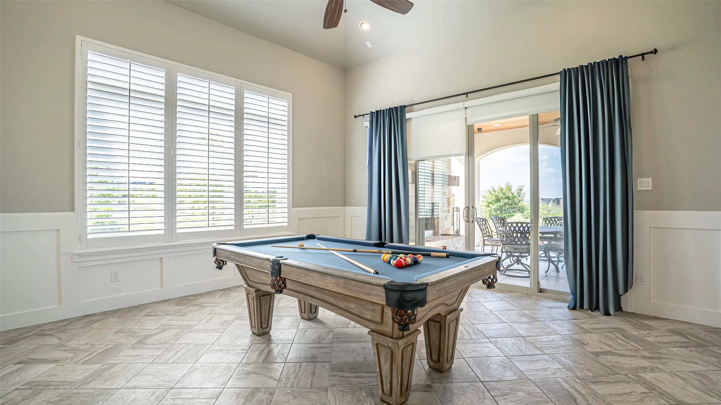 Single Family Residence For Sale in Parker County , 195 Angelina Drive, Aledo, Texas 76008, 5 Bedroom, 5 Bathroom, 4 Garage spaces, 5,510 Sqft, built in 2018, Price $1,895,000, mls#21185948, Real Estate Agent in Aledo, Homes For Sale in Parker county, Homes For Sale in Aledo, Realtor in Aledo Texas, Real Estate Brokerage Independent Realty Texas, Luminita Cordes Realtor