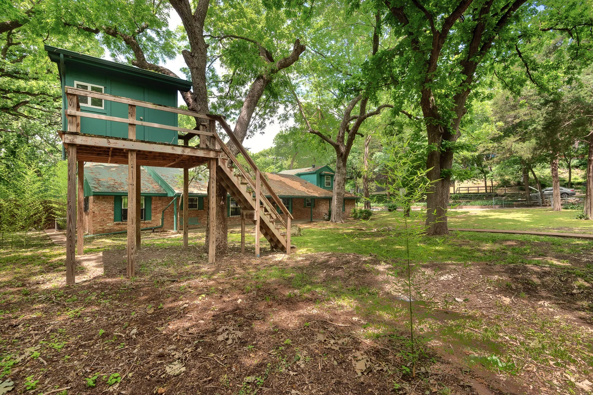 Treehouse with electricity!