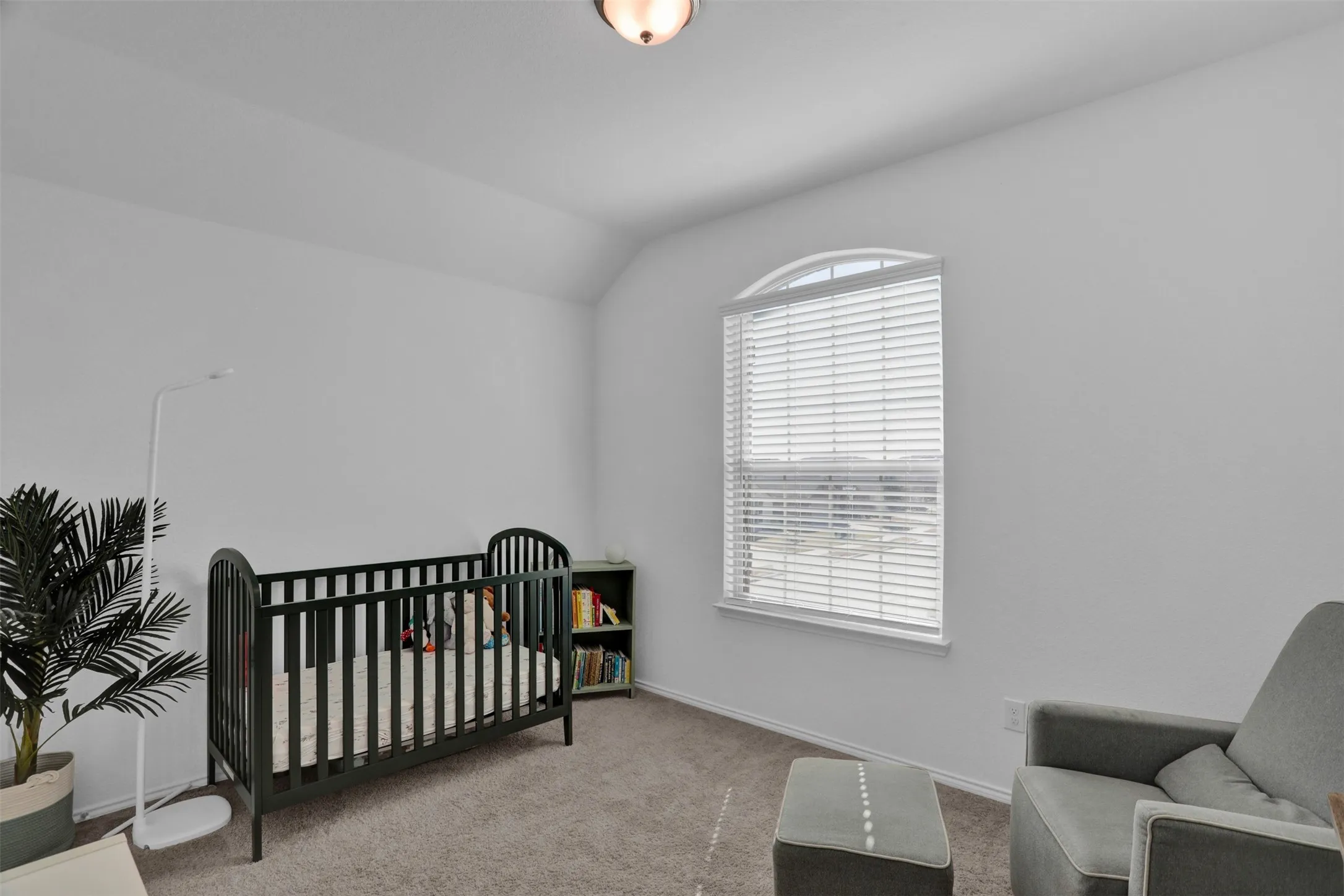 Single Family Residence For Sale in Denton County , 2301 Pyrite Drive, Little Elm, Texas 76227, 3 Bedroom, 3 Bathroom, 2 Garage spaces, 2,075 Sqft, built in 2021, Preowned, mls#21187007, Real Estate Agent in Little Elm, Homes For Sale in Denton county, Homes For Sale in Little Elm, Realtor in Little Elm Texas, Real Estate Brokerage Independent Realty Texas, Luminita Cordes Realtor