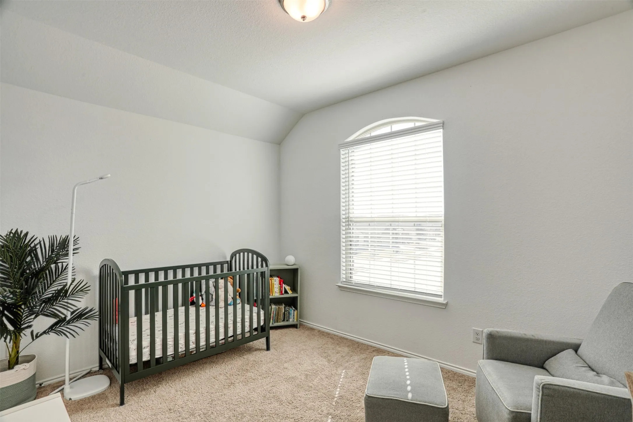 Single Family Residence For Sale in Denton County , 2301 Pyrite Drive, Little Elm, Texas 76227, 3 Bedroom, 3 Bathroom, 2 Garage spaces, 2,075 Sqft, built in 2021, Preowned, mls#21187007, Real Estate Agent in Little Elm, Homes For Sale in Denton county, Homes For Sale in Little Elm, Realtor in Little Elm Texas, Real Estate Brokerage Independent Realty Texas, Luminita Cordes Realtor