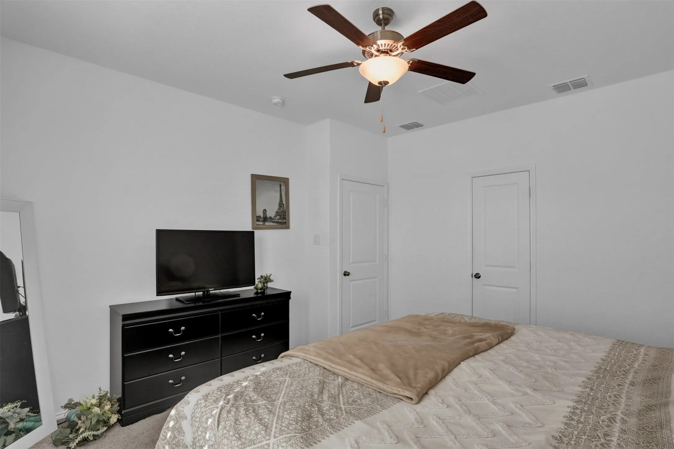 Single Family Residence For Sale in Denton County , 2301 Pyrite Drive, Little Elm, Texas 76227, 3 Bedroom, 3 Bathroom, 2 Garage spaces, 2,075 Sqft, built in 2021, Preowned, mls#21187007, Real Estate Agent in Little Elm, Homes For Sale in Denton county, Homes For Sale in Little Elm, Realtor in Little Elm Texas, Real Estate Brokerage Independent Realty Texas, Luminita Cordes Realtor