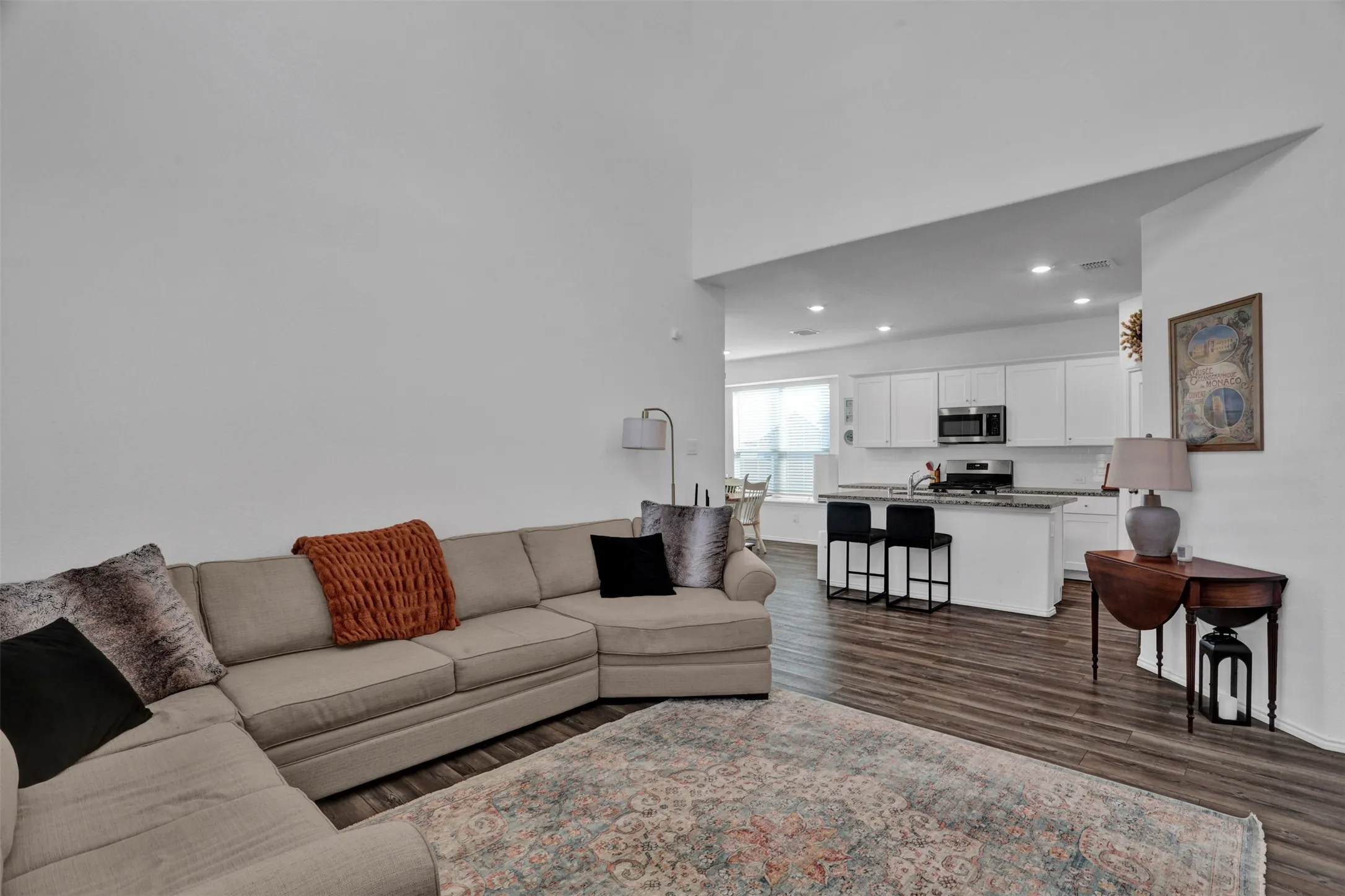 Single Family Residence For Sale in Denton County , 2301 Pyrite Drive, Little Elm, Texas 76227, 3 Bedroom, 3 Bathroom, 2 Garage spaces, 2,075 Sqft, built in 2021, Preowned, mls#21187007, Real Estate Agent in Little Elm, Homes For Sale in Denton county, Homes For Sale in Little Elm, Realtor in Little Elm Texas, Real Estate Brokerage Independent Realty Texas, Luminita Cordes Realtor