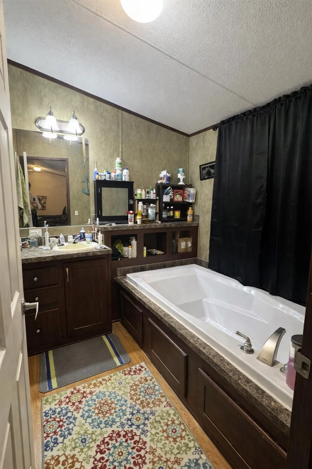 Manufactured Home For Sale in Rains County , 400 Avenue D, Point, Texas 75472, 3 Bedroom, 2 Bathroom, Garage spaces, 1,536 Sqft, built in 2009, mls#21187009, Real Estate Agent in Point, Homes For Sale in Rains county, Homes For Sale in Point, Realtor in Point Texas, Real Estate Brokerage Independent Realty Texas, Luminita Cordes Realtor