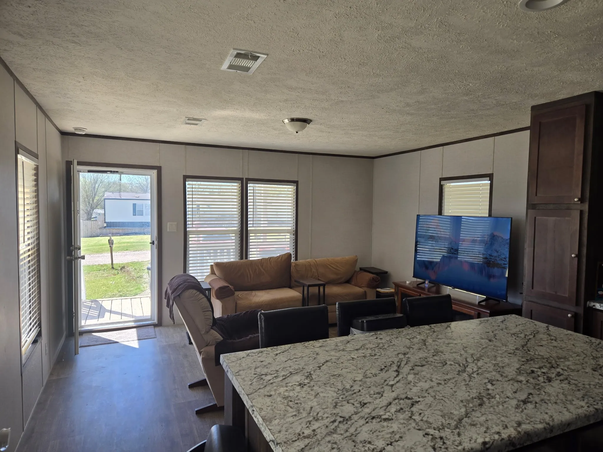 Single Family Residence For Sale in Wood County , 191 Sioux, Quitman, Texas 75783, 2 Bedroom, 2 Bathroom, Garage spaces, 992 Sqft, built in 2022, mls#21187083, Real Estate Agent in Quitman, Homes For Sale in Wood county, Homes For Sale in Quitman, Realtor in Quitman Texas, Real Estate Brokerage Independent Realty Texas, Luminita Cordes Realtor