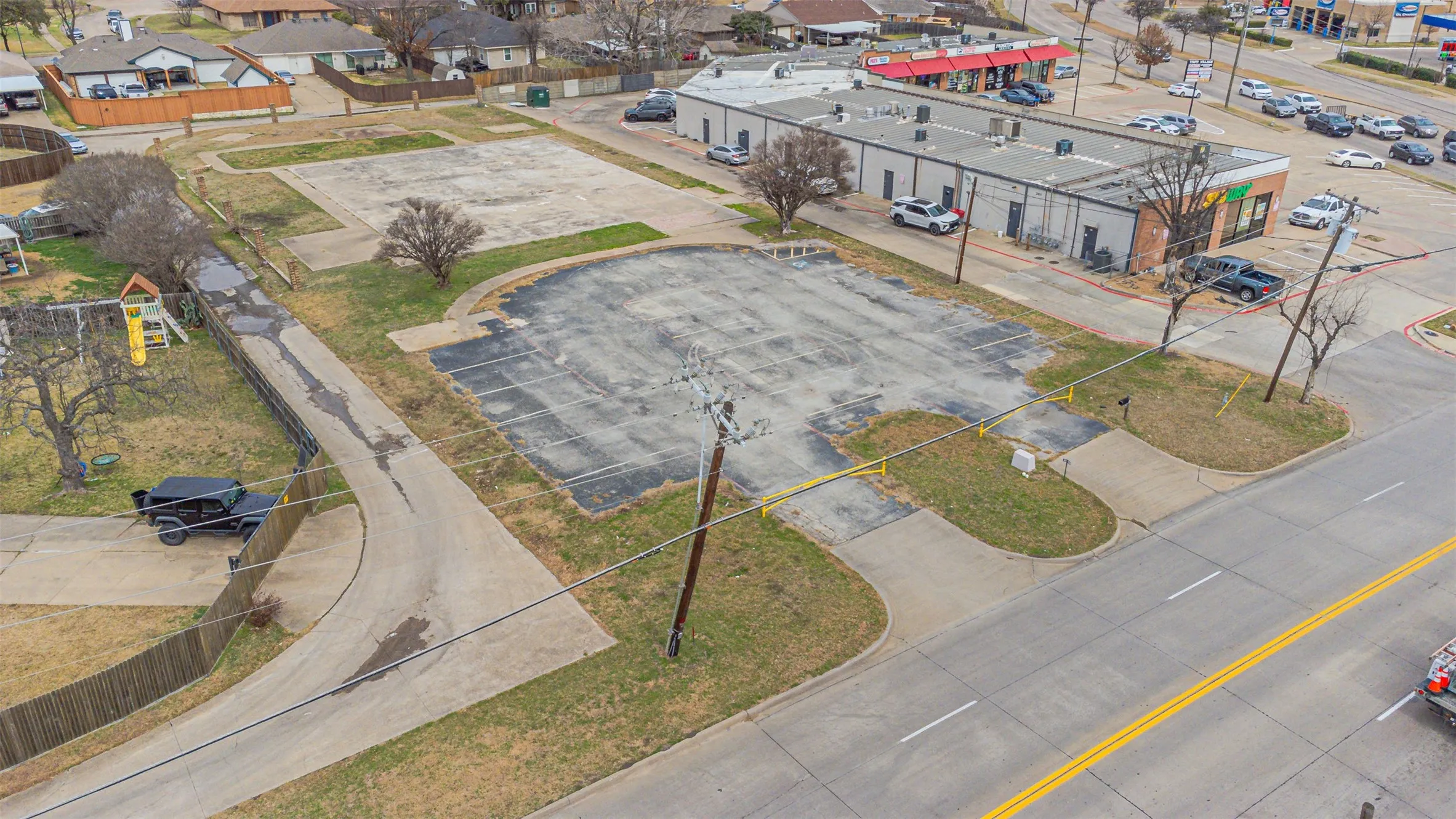 Unimproved Land For Sale in Dallas County , 1019 Tripp Road, Mesquite, Texas 75150, 0, 0, Garage spaces, 0 Sqft, built in 0, Price $349,000, mls#21187116, Real Estate Agent in Mesquite, Homes For Sale in Dallas county, Homes For Sale in Mesquite, Realtor in Mesquite Texas, Real Estate Brokerage Independent Realty Texas, Luminita Cordes Realtor