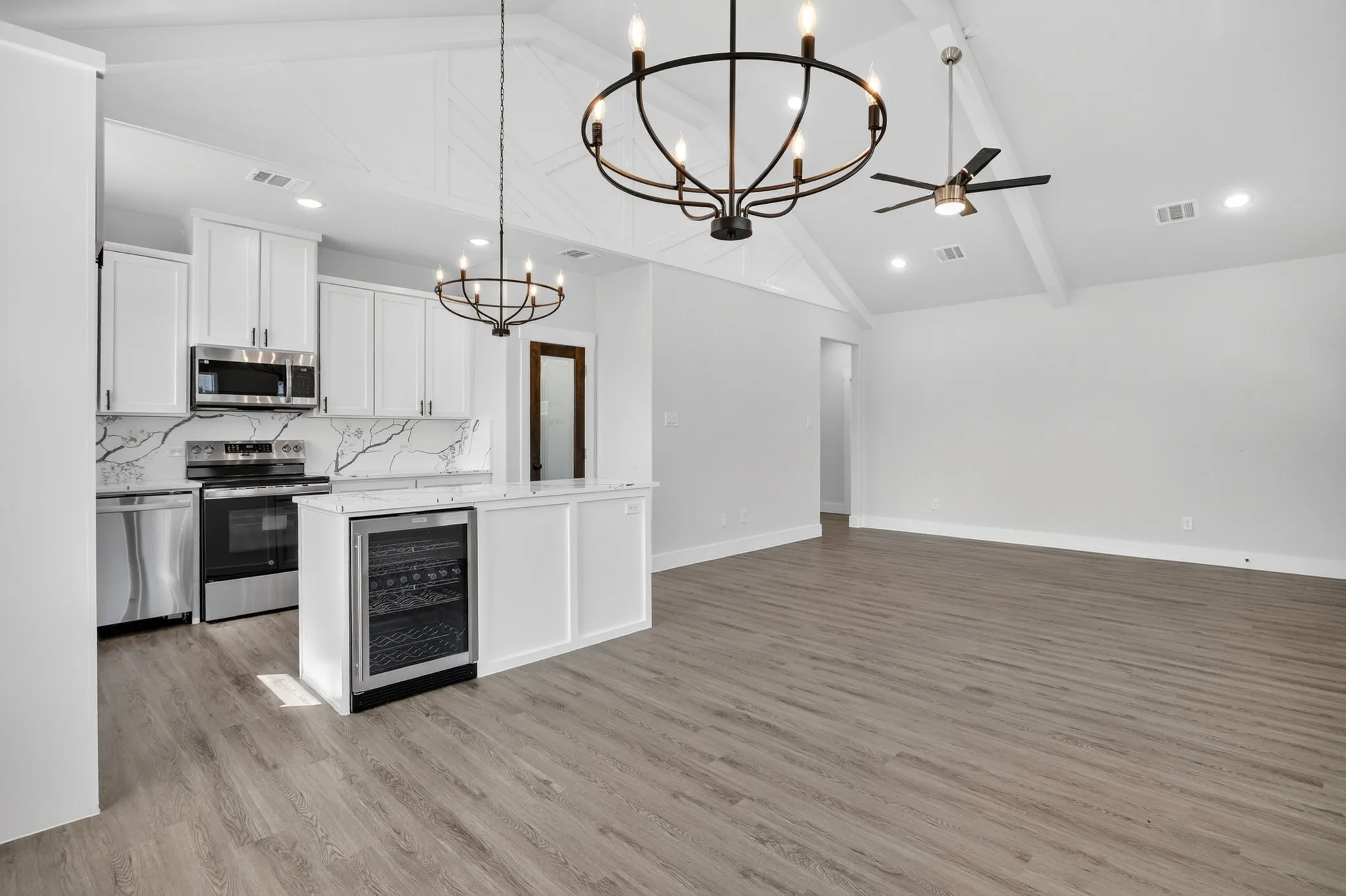 Single Family Residence For Sale in Hood County , 2921 Blackjack Lane, Granbury, Texas 76048, 3 Bedroom, 2 Bathroom, Garage spaces, 1,330 Sqft, built in 2026, New Construction - Incomplete, mls#21187127, Real Estate Agent in Granbury, Homes For Sale in Hood county, Homes For Sale in Granbury, Realtor in Granbury Texas, Real Estate Brokerage Independent Realty Texas, Luminita Cordes Realtor