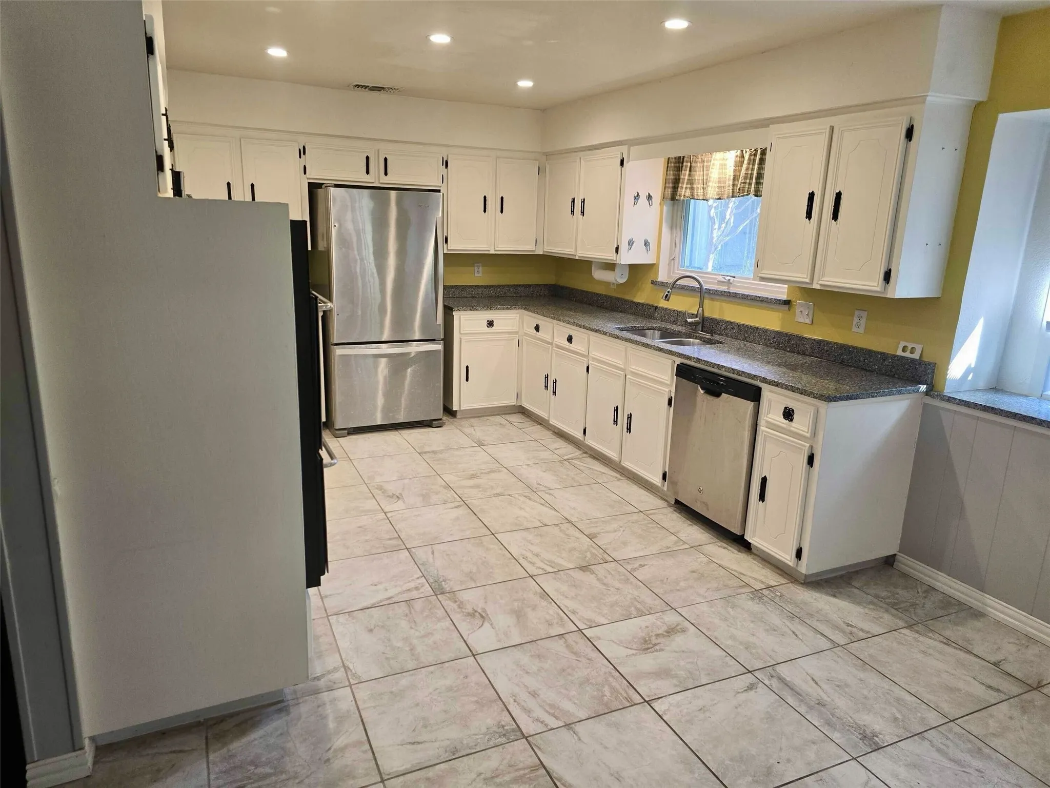 Single Family Residence For Sale in Rockwall County , 3221 FM 551, Royse City, Texas 75189, 3 Bedroom, 2 Bathroom, 1 Garage spaces, 2,114 Sqft, built in 1984, Preowned, mls#21186355, Real Estate Agent in Royse City, Homes For Sale in Rockwall county, Homes For Sale in Royse City, Realtor in Royse City Texas, Real Estate Brokerage Independent Realty Texas, Luminita Cordes Realtor