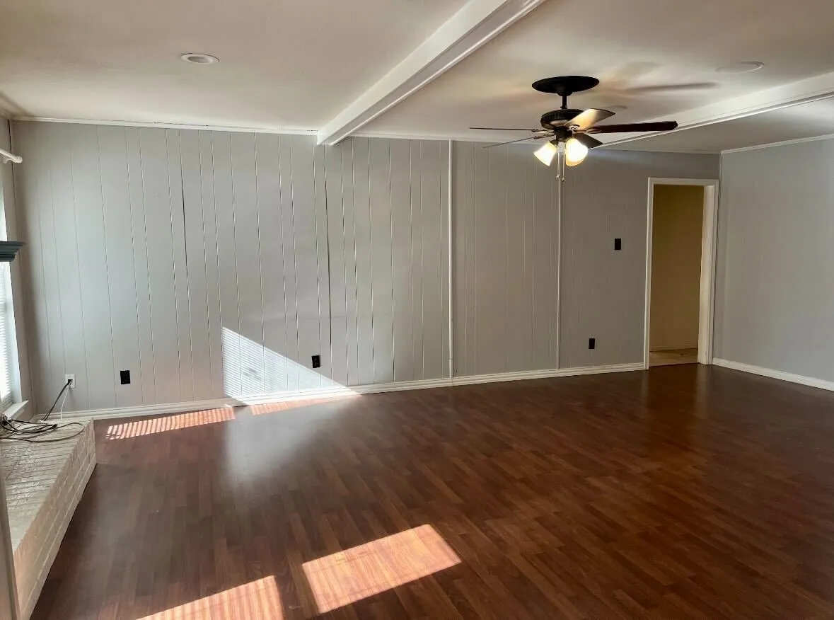 Single Family Residence For Sale in Rockwall County , 3221 FM 551, Royse City, Texas 75189, 3 Bedroom, 2 Bathroom, 1 Garage spaces, 2,114 Sqft, built in 1984, Preowned, mls#21186355, Real Estate Agent in Royse City, Homes For Sale in Rockwall county, Homes For Sale in Royse City, Realtor in Royse City Texas, Real Estate Brokerage Independent Realty Texas, Luminita Cordes Realtor