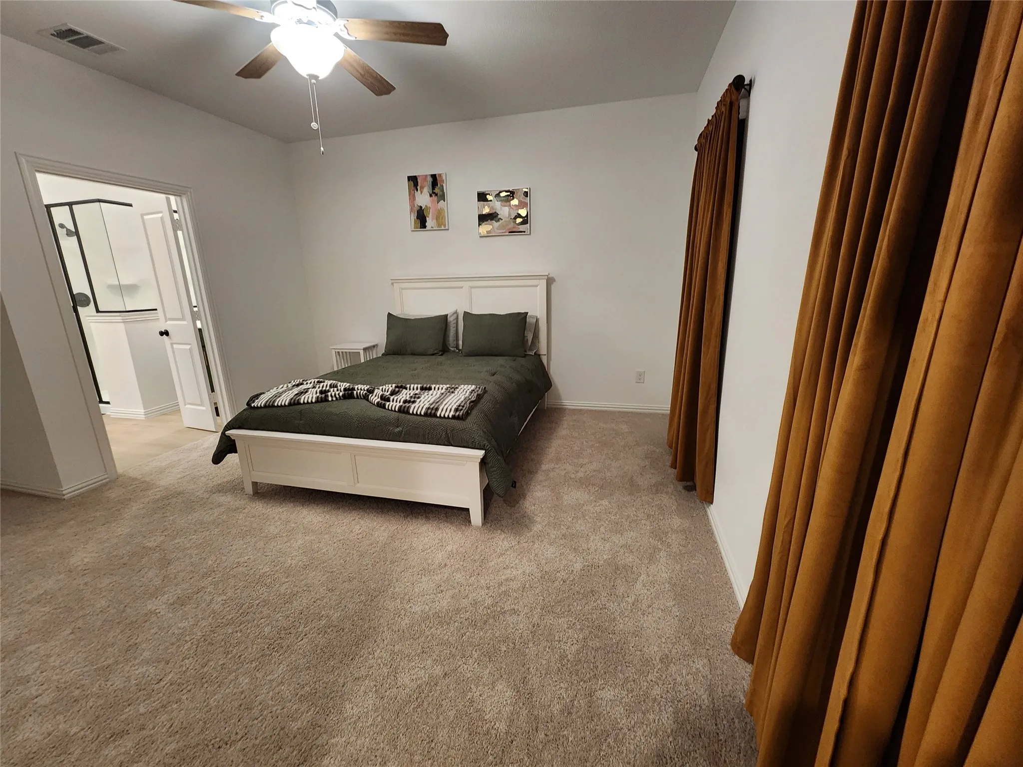 Townhouse For Rent in Tarrant County , 632 Blue Ridge Drive, Mansfield, Texas 76063, 3 Bedroom, 3 Bathroom, 2 Garage spaces, 1,697 Sqft, built in 2024, New Construction - Complete, mls#21187211, Real Estate Agent in Mansfield, Homes For Rent in Tarrant county, Homes For Rent in Mansfield, Realtor in Mansfield Texas, Real Estate Brokerage Independent Realty Texas, Luminita Cordes Realtor