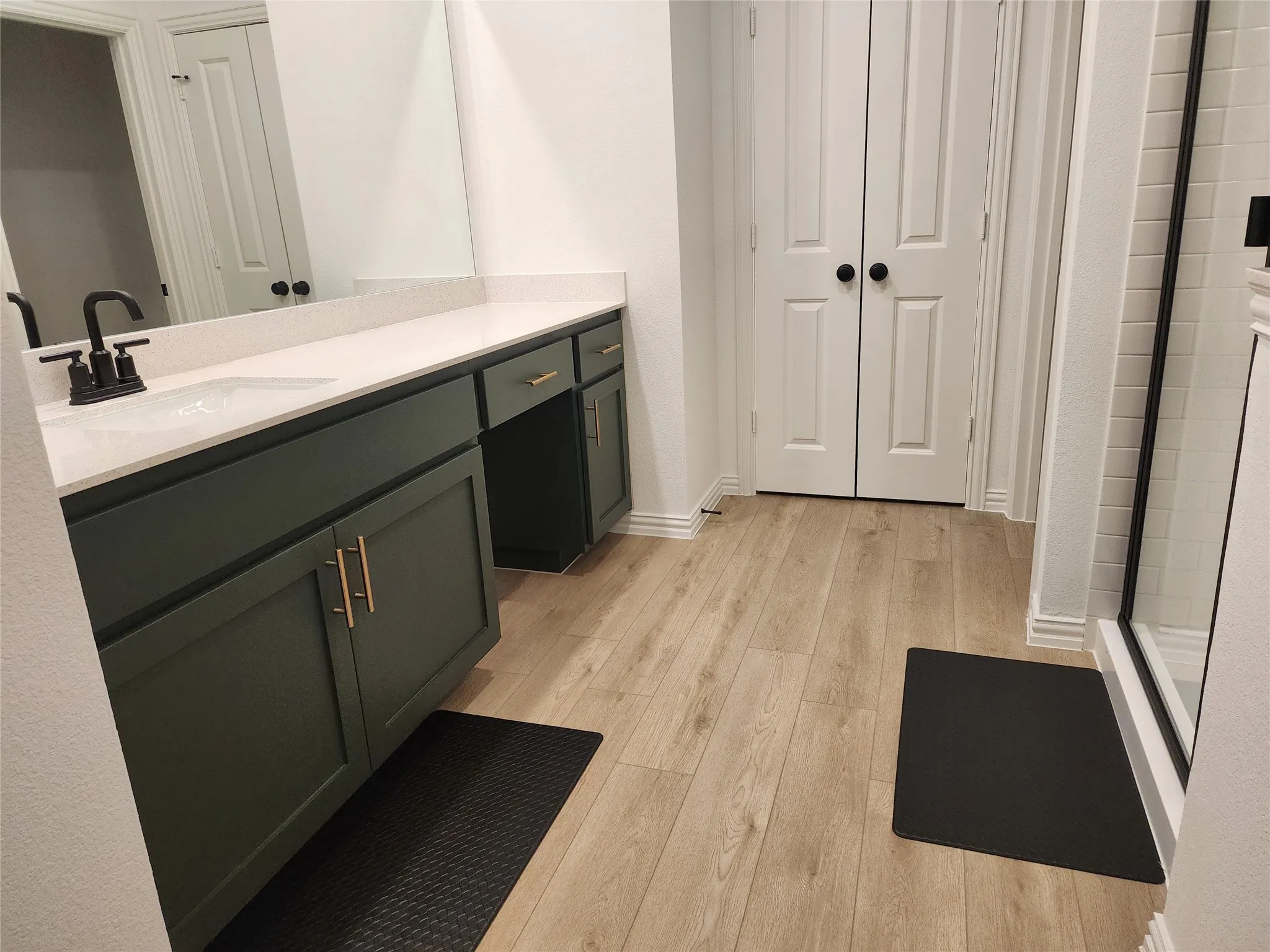 Townhouse For Rent in Tarrant County , 632 Blue Ridge Drive, Mansfield, Texas 76063, 3 Bedroom, 3 Bathroom, 2 Garage spaces, 1,697 Sqft, built in 2024, New Construction - Complete, mls#21187211, Real Estate Agent in Mansfield, Homes For Rent in Tarrant county, Homes For Rent in Mansfield, Realtor in Mansfield Texas, Real Estate Brokerage Independent Realty Texas, Luminita Cordes Realtor