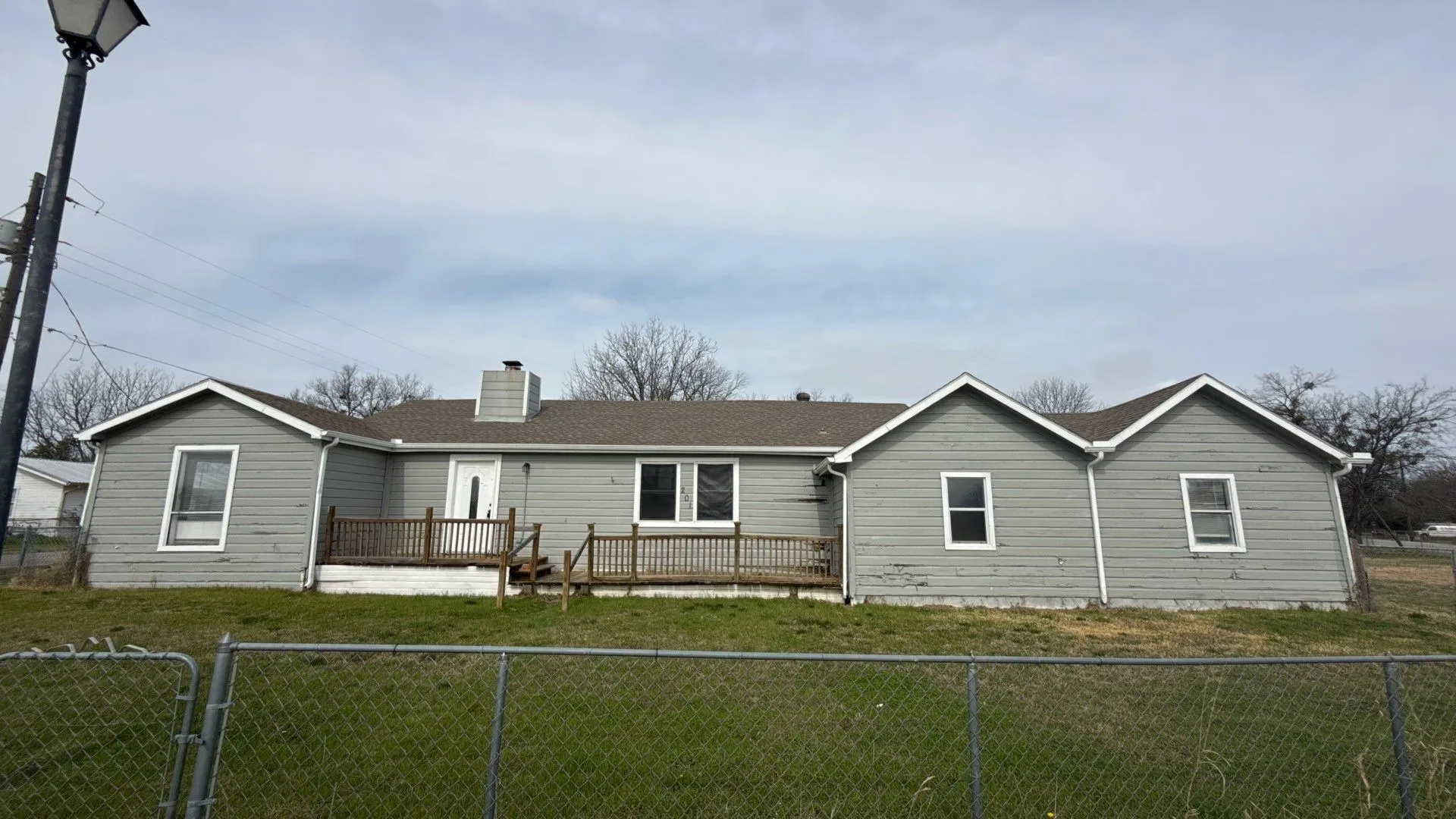 Single Family Residence For Sale in Collin County , 201 E Hubbard Street, Josephine, Texas 75173, 3 Bedroom, 3 Bathroom, Garage spaces, 2,789 Sqft, built in 1945, Preowned, mls#21185817, Real Estate Agent in Josephine, Homes For Sale in Collin county, Homes For Sale in Josephine, Realtor in Josephine Texas, Real Estate Brokerage Independent Realty Texas, Luminita Cordes Realtor