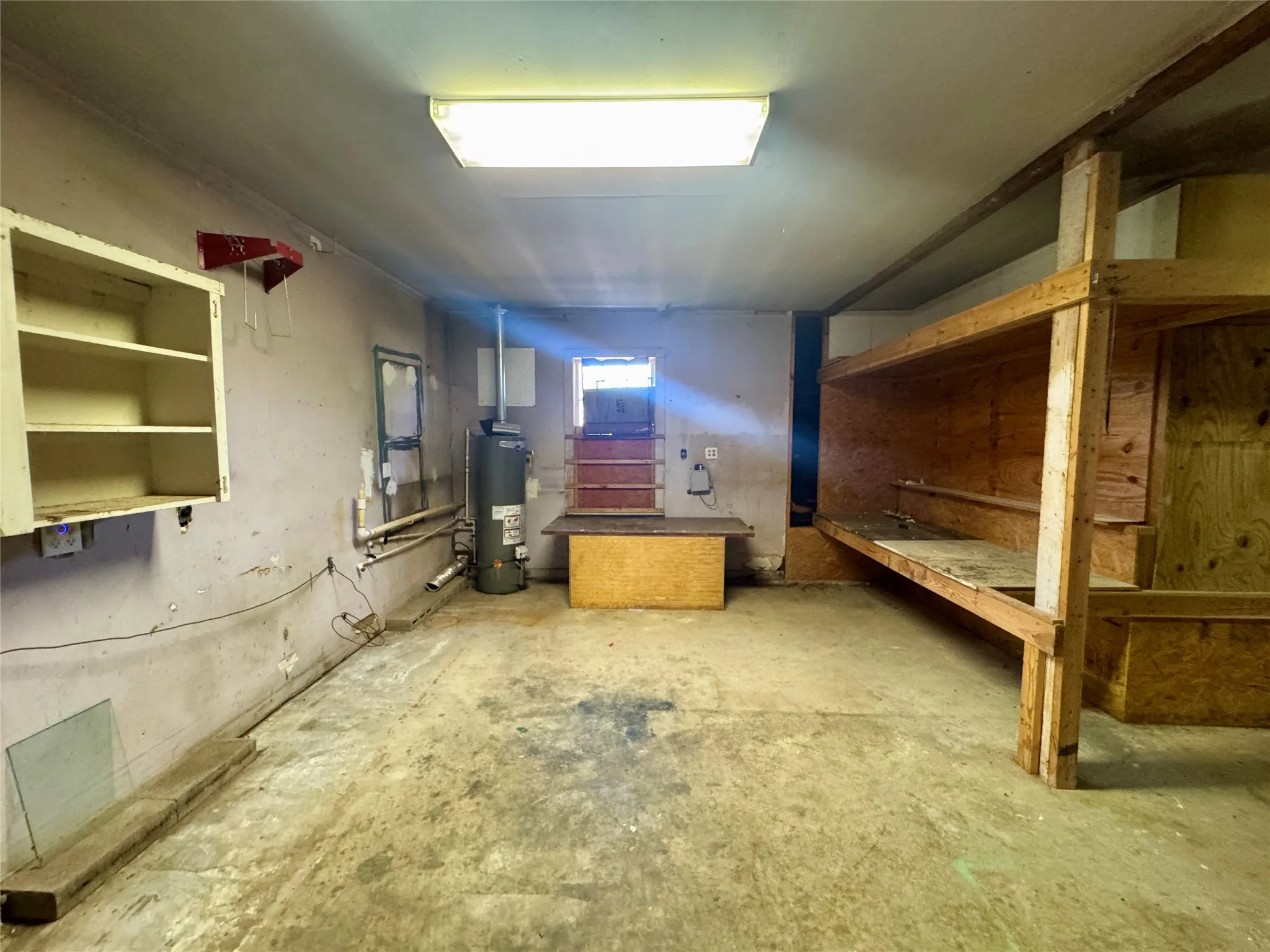 Single Family Residence For Sale in Jones County , 620 5th Street, Hawley, Texas 79525, 3 Bedroom, 2 Bathroom, Garage spaces, 2,544 Sqft, built in 1951, mls#21187377, Real Estate Agent in Hawley, Homes For Sale in Jones county, Homes For Sale in Hawley, Realtor in Hawley Texas, Real Estate Brokerage Independent Realty Texas, Luminita Cordes Realtor