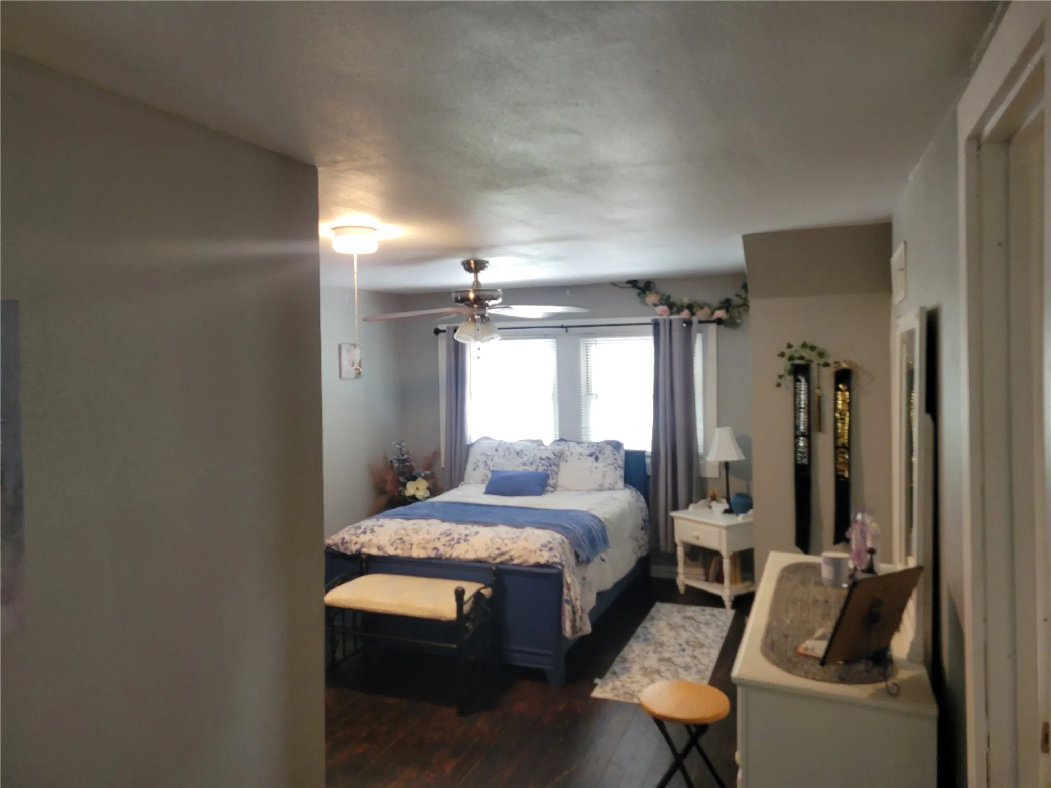 Single Family Residence For Sale in Comanche County , 706 W Wrights Avenue, Comanche, Texas 76442, 3 Bedrooms, 2 Bathrooms, Garage spaces, 1,580 Sqft, built in 1899, Preowned, Price $249,900, mls#21187381, Real Estate Agent in Comanche, Homes For Sale in Comanche county, Homes For Sale in Comanche, Realtor in Comanche Texas, Real Estate Brokerage Independent Realty Texas, Luminita Cordes Realtor