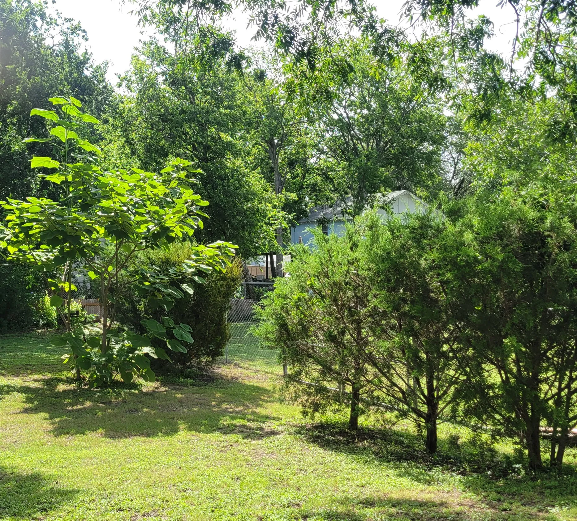 Single Family Residence For Sale in Comanche County , 706 W Wrights Avenue, Comanche, Texas 76442, 3 Bedrooms, 2 Bathrooms, Garage spaces, 1,580 Sqft, built in 1899, Preowned, Price $249,900, mls#21187381, Real Estate Agent in Comanche, Homes For Sale in Comanche county, Homes For Sale in Comanche, Realtor in Comanche Texas, Real Estate Brokerage Independent Realty Texas, Luminita Cordes Realtor