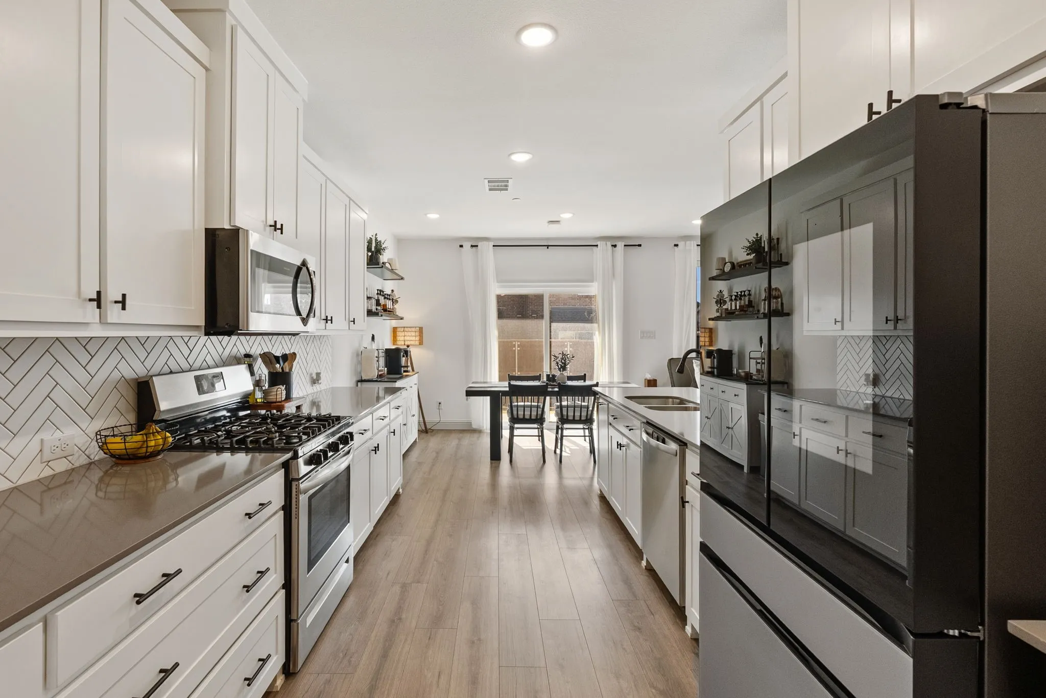 Townhouse For Sale in Collin County , 1311 Hill Country Place, Celina, Texas 75009, 4 Bedroom, 4 Bathroom, 2 Garage spaces, 2,086 Sqft, built in 2023, Price $370,000, mls#21174875, Real Estate Agent in Celina, Homes For Sale in Collin county, Homes For Sale in Celina, Realtor in Celina Texas, Real Estate Brokerage Independent Realty Texas, Luminita Cordes Realtor