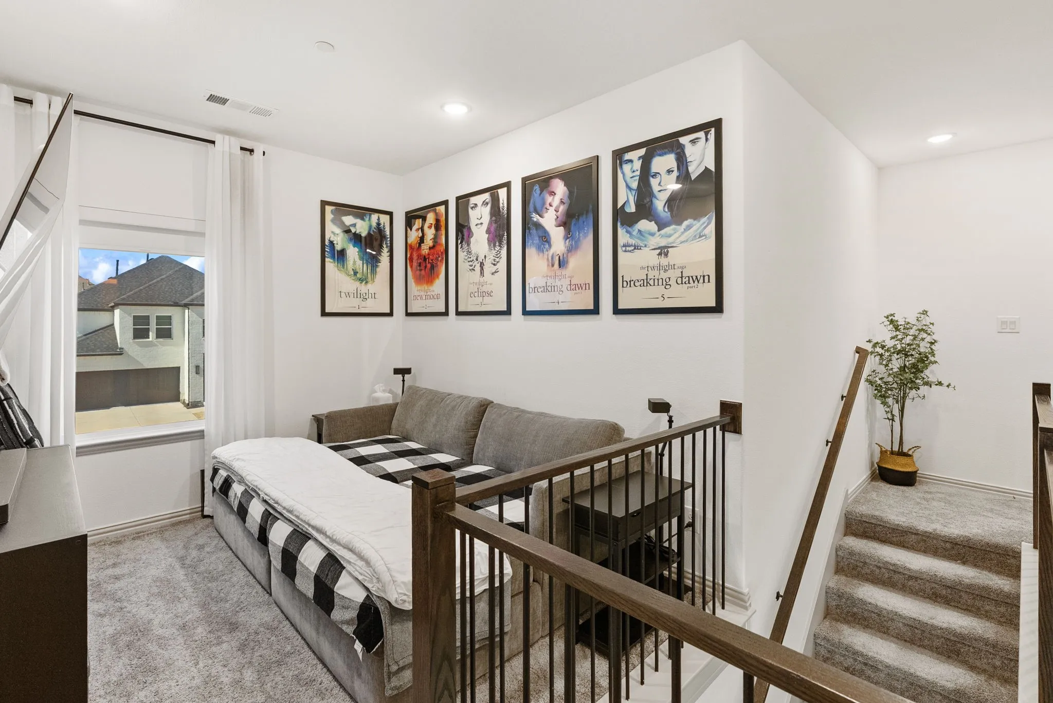 Townhouse For Sale in Collin County , 1311 Hill Country Place, Celina, Texas 75009, 4 Bedroom, 4 Bathroom, 2 Garage spaces, 2,086 Sqft, built in 2023, Price $370,000, mls#21174875, Real Estate Agent in Celina, Homes For Sale in Collin county, Homes For Sale in Celina, Realtor in Celina Texas, Real Estate Brokerage Independent Realty Texas, Luminita Cordes Realtor