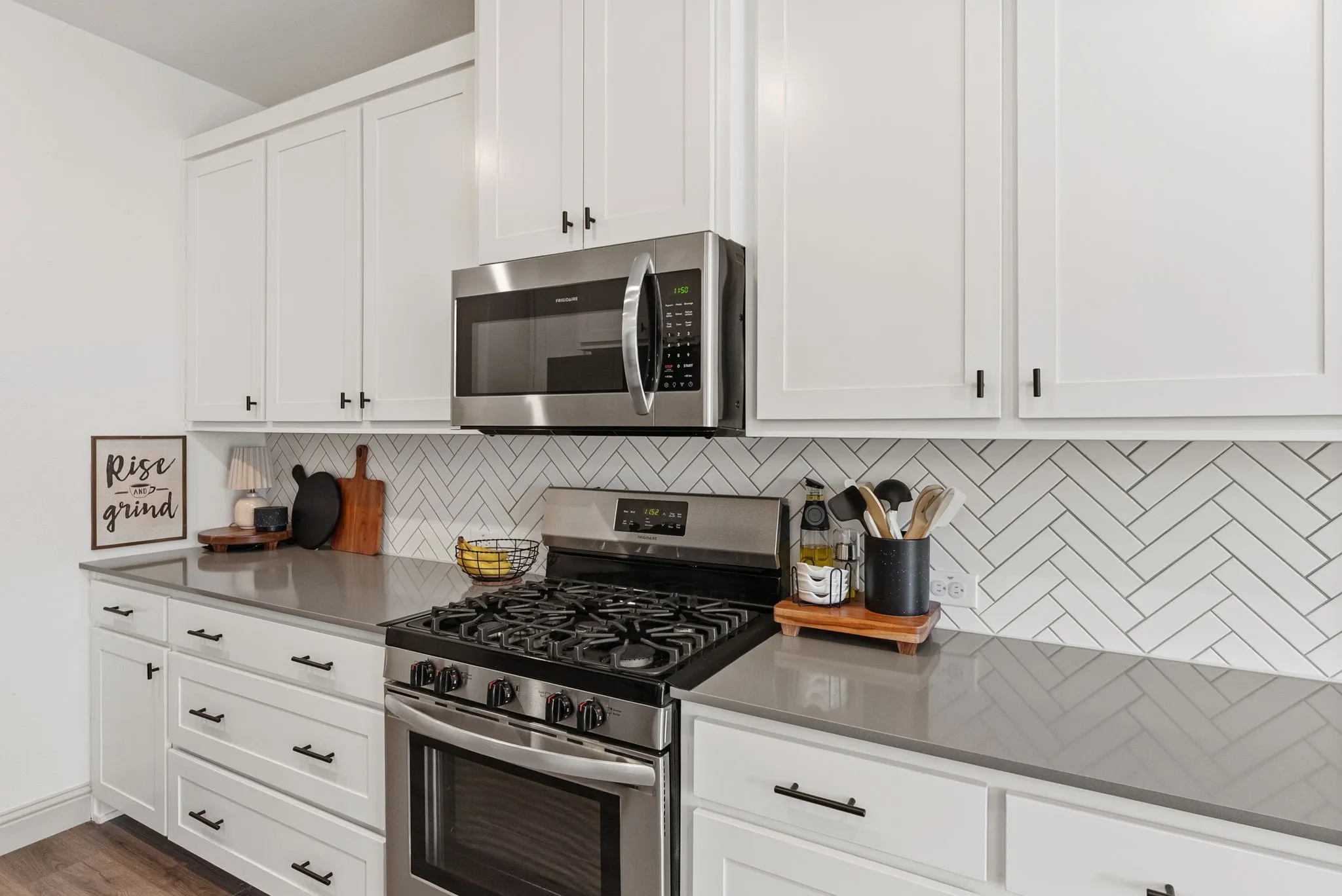 Townhouse For Sale in Collin County , 1311 Hill Country Place, Celina, Texas 75009, 4 Bedroom, 4 Bathroom, 2 Garage spaces, 2,086 Sqft, built in 2023, Price $370,000, mls#21174875, Real Estate Agent in Celina, Homes For Sale in Collin county, Homes For Sale in Celina, Realtor in Celina Texas, Real Estate Brokerage Independent Realty Texas, Luminita Cordes Realtor