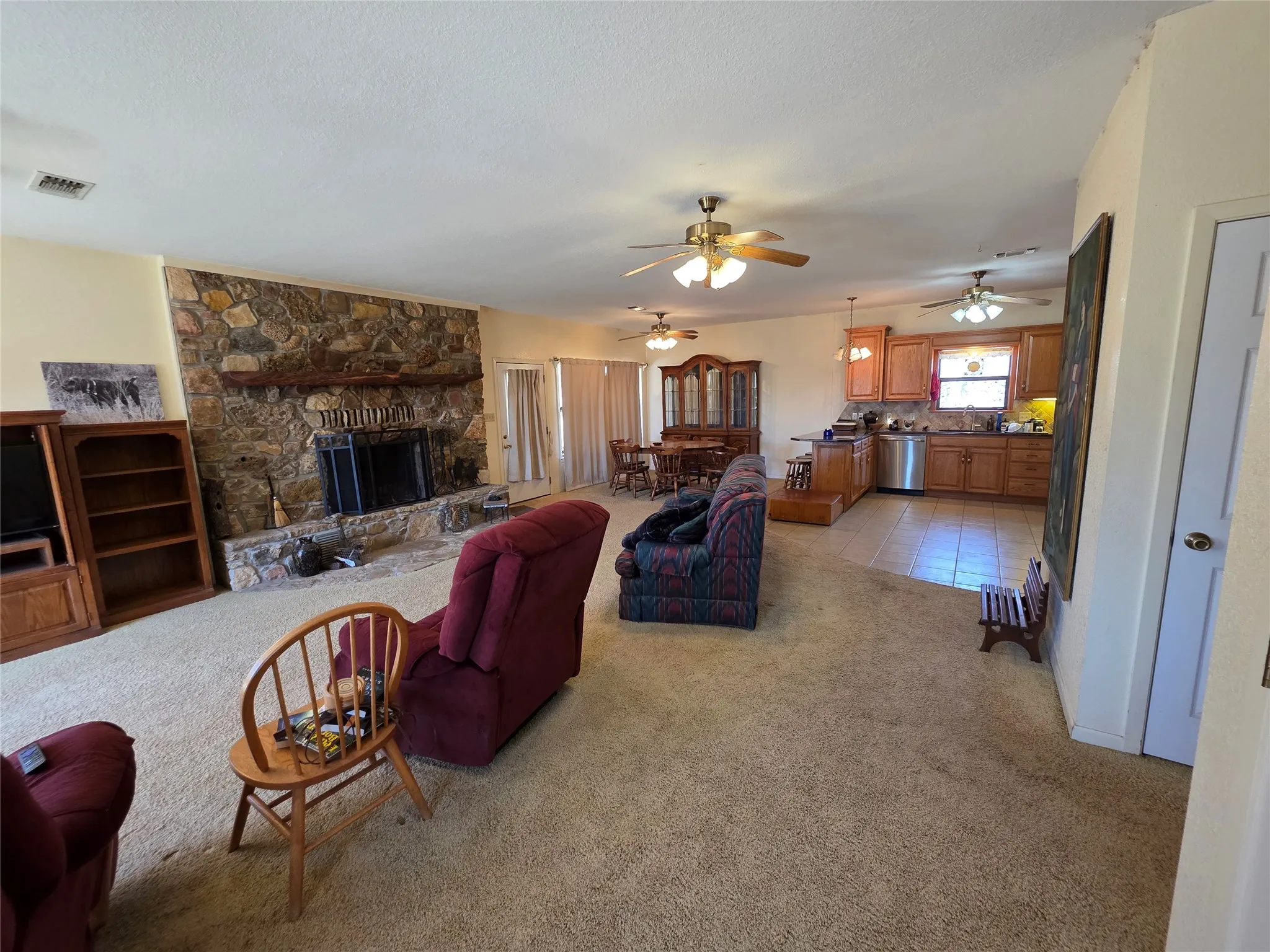Single Family Residence For Sale in Coleman County , 1709 County Road 330, Voss, Texas 76888, 2 Bedrooms, 2 Bathrooms, 2 Garage spaces, 2,699 Sqft, built in 2000, Preowned, Price $1,074,850, mls#21187456, Real Estate Agent in Voss, Homes For Sale in Coleman county, Homes For Sale in Voss, Realtor in Voss Texas, Real Estate Brokerage Independent Realty Texas, Luminita Cordes Realtor