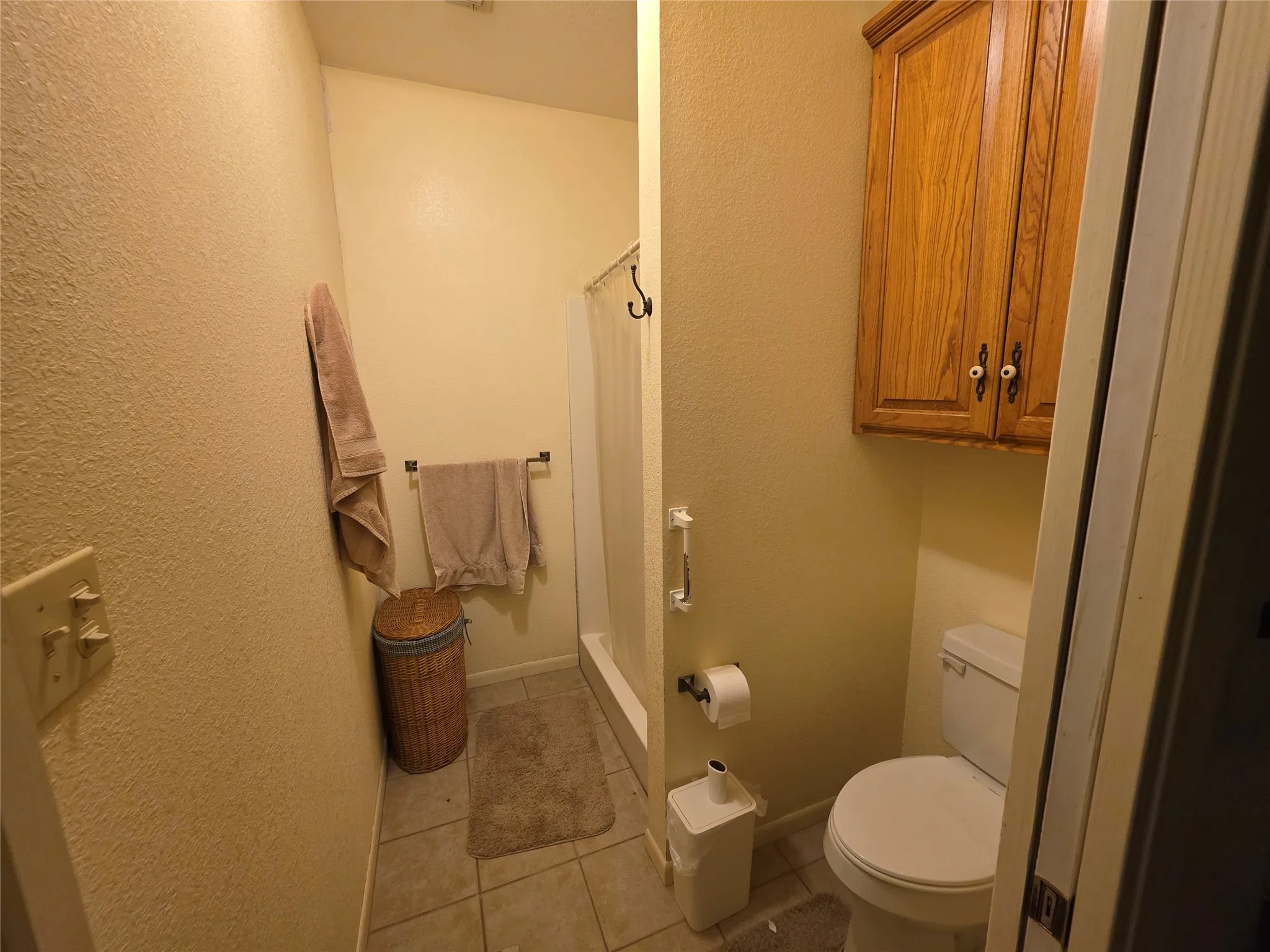 Single Family Residence For Sale in Coleman County , 1709 County Road 330, Voss, Texas 76888, 2 Bedrooms, 2 Bathrooms, 2 Garage spaces, 2,699 Sqft, built in 2000, Preowned, Price $1,074,850, mls#21187456, Real Estate Agent in Voss, Homes For Sale in Coleman county, Homes For Sale in Voss, Realtor in Voss Texas, Real Estate Brokerage Independent Realty Texas, Luminita Cordes Realtor