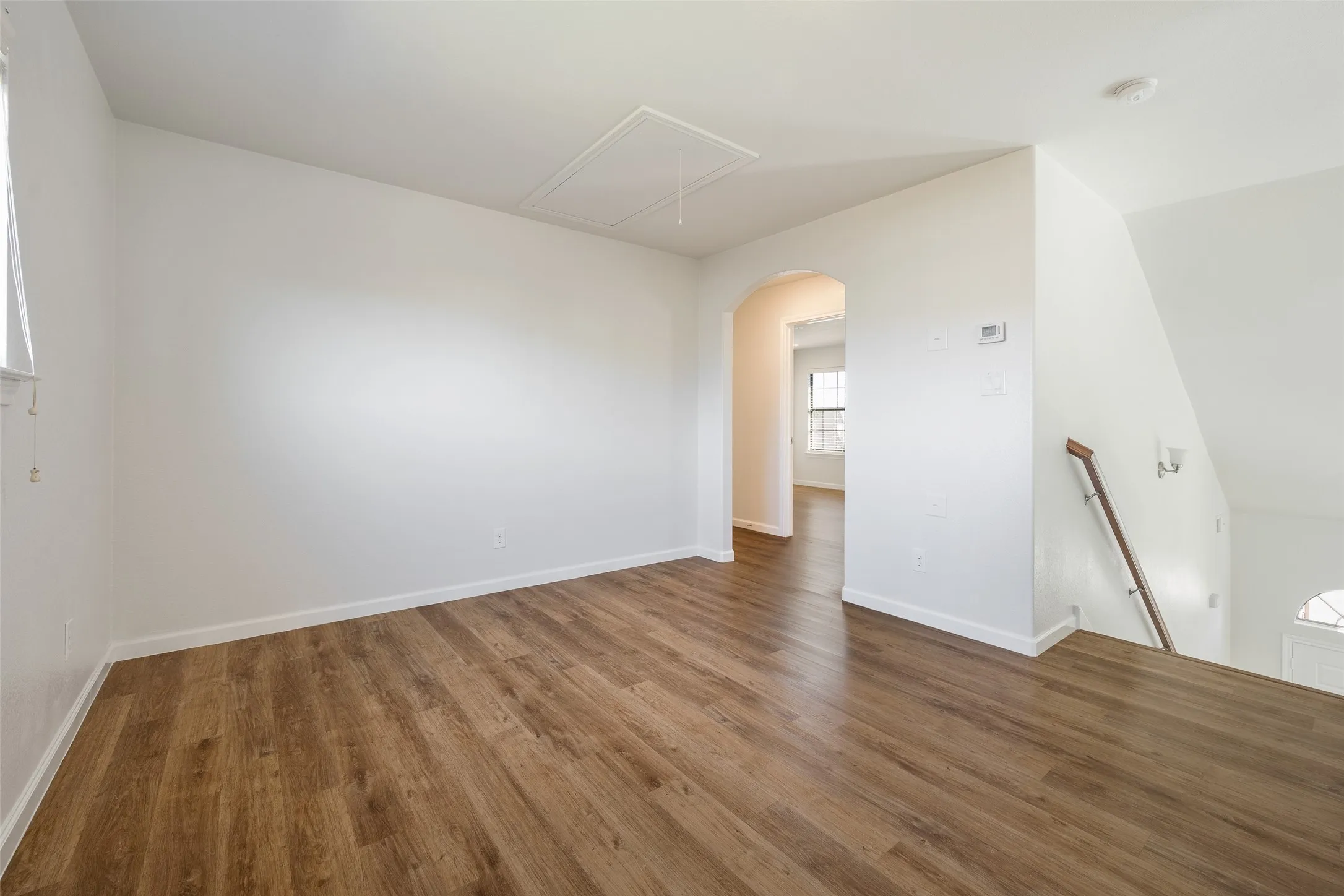 Single Family Residence For Rent in Collin County , 826 Hazels Way, Anna, Texas 75409, 4 Bedroom, 3 Bathroom, 2 Garage spaces, 2,084 Sqft, built in 2007, mls#21187493, Real Estate Agent in Anna, Homes For Rent in Collin county, Homes For Rent in Anna, Realtor in Anna Texas, Real Estate Brokerage Independent Realty Texas, Luminita Cordes Realtor
