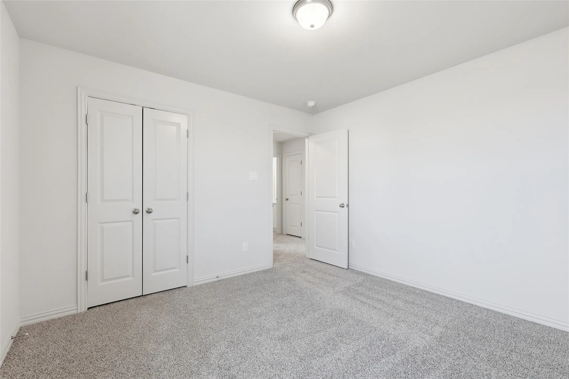 Neutral tone wall finishes