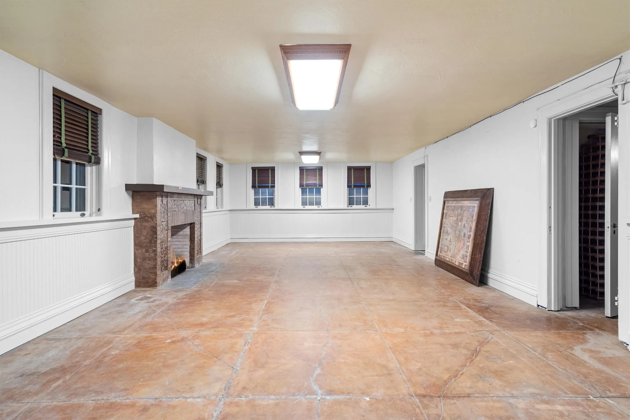 Offering 784 square feet of finished basement
space, this flexible area is perfect for a game room, home gym, or entertaining guests, providing both
functionality and comfort.