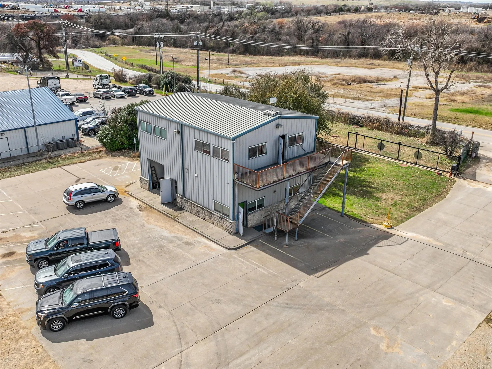 Improved Land For Sale in Tarrant County , 3550 S Main Street, Fort Worth, Texas 76040, 0, 0, Garage spaces, 0 Sqft, built in 0, mls#21185443, Real Estate Agent in Fort Worth, Homes For Sale in Tarrant county, Homes For Sale in Fort Worth, Realtor in Fort Worth Texas, Real Estate Brokerage Independent Realty Texas, Luminita Cordes Realtor