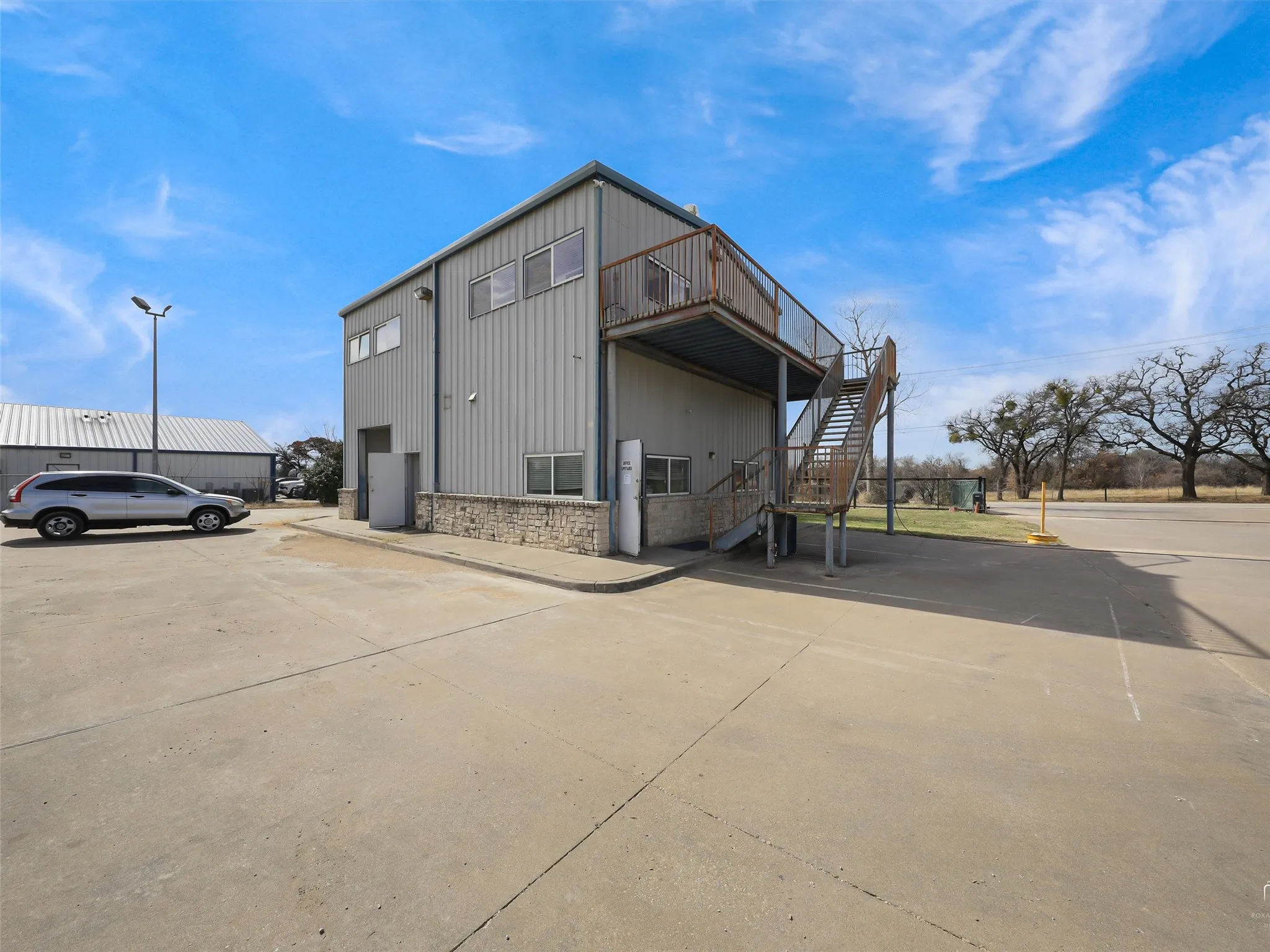 Improved Land For Sale in Tarrant County , 3550 S Main Street, Fort Worth, Texas 76040, 0, 0, Garage spaces, 0 Sqft, built in 0, mls#21185443, Real Estate Agent in Fort Worth, Homes For Sale in Tarrant county, Homes For Sale in Fort Worth, Realtor in Fort Worth Texas, Real Estate Brokerage Independent Realty Texas, Luminita Cordes Realtor