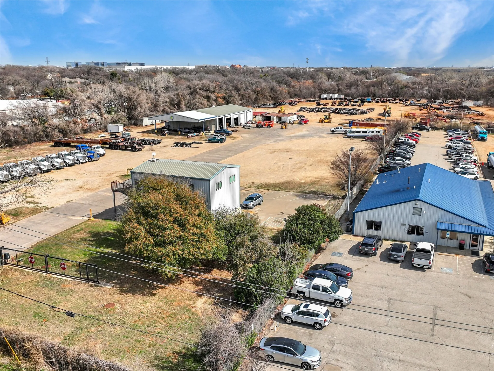 Improved Land For Sale in Tarrant County , 3550 S Main Street, Fort Worth, Texas 76040, 0, 0, Garage spaces, 0 Sqft, built in 0, mls#21185443, Real Estate Agent in Fort Worth, Homes For Sale in Tarrant county, Homes For Sale in Fort Worth, Realtor in Fort Worth Texas, Real Estate Brokerage Independent Realty Texas, Luminita Cordes Realtor
