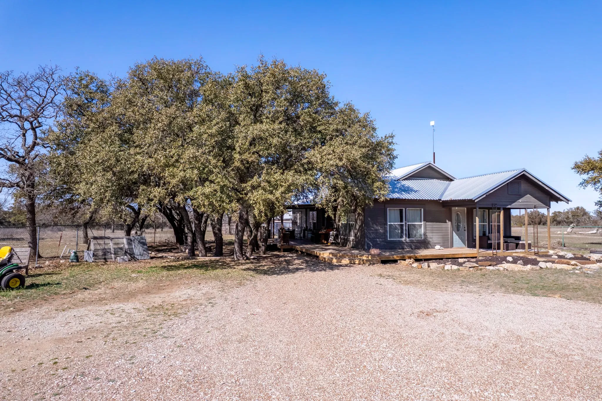 Single Family Residence For Sale in Brown County , 3415 Farm Market 1849, Brownwood, Texas 76801, 2 Bedrooms, 2 Bathrooms, Garage spaces, 1,344 Sqft, built in 0, Price $449,000, mls#21182272, Real Estate Agent in Brownwood, Homes For Sale in Brown county, Homes For Sale in Brownwood, Realtor in Brownwood Texas, Real Estate Brokerage Independent Realty Texas, Luminita Cordes Realtor