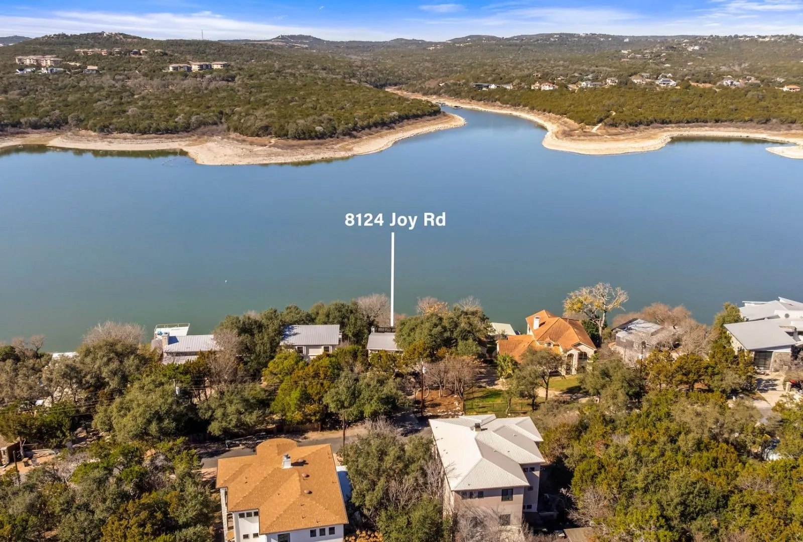 Single Family Residence For Sale in Travis County , 8124 Joy Road, Volente, Texas 78641, 3 Bedroom, 3 Bathroom, Garage spaces, 1,904 Sqft, built in 1957, Preowned, mls#21187385, Real Estate Agent in Volente, Homes For Sale in Travis county, Homes For Sale in Volente, Realtor in Volente Texas, Real Estate Brokerage Independent Realty Texas, Luminita Cordes Realtor