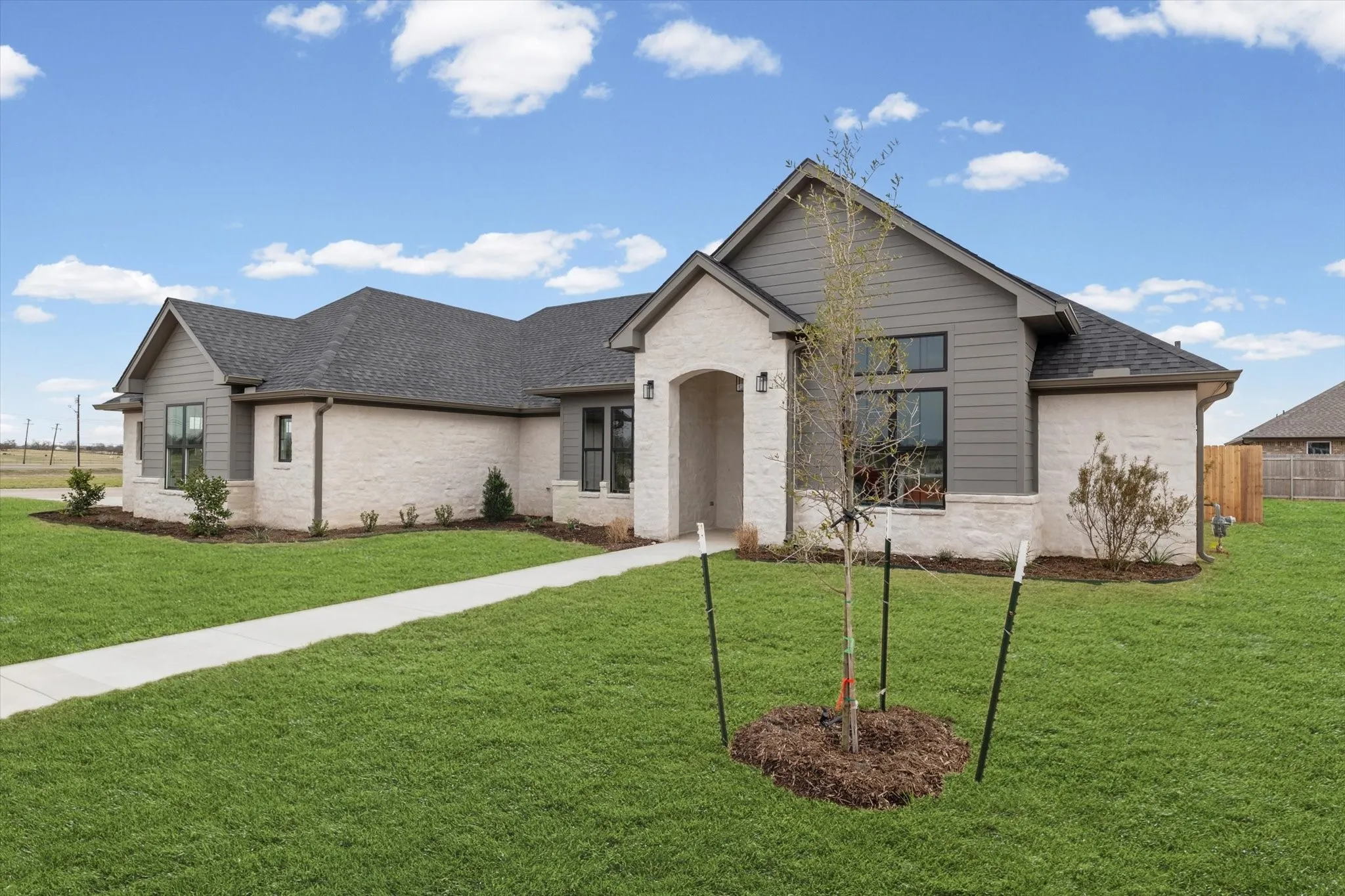 Single Family Residence For Sale in Mc Lennan County , 115 Cattail Court, Robinson, Texas 76706, 4 Bedroom, 3 Bathroom, 2 Garage spaces, 2,577 Sqft, built in 2026, New Construction - Complete, mls#21181742, Real Estate Agent in Robinson, Homes For Sale in Mc Lennan county, Homes For Sale in Robinson, Realtor in Robinson Texas, Real Estate Brokerage Independent Realty Texas, Luminita Cordes Realtor