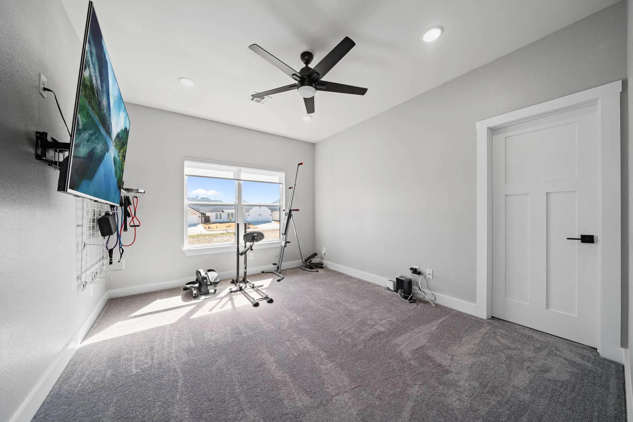 Single Family Residence For Sale in Mc Lennan County , 12010 Kenai Circle, Woodway, Texas 76712, 4 Bedroom, 3 Bathroom, 2 Garage spaces, 2,845 Sqft, built in 2022, Preowned, mls#21180548, Real Estate Agent in Woodway, Homes For Sale in Mc Lennan county, Homes For Sale in Woodway, Realtor in Woodway Texas, Real Estate Brokerage Independent Realty Texas, Luminita Cordes Realtor