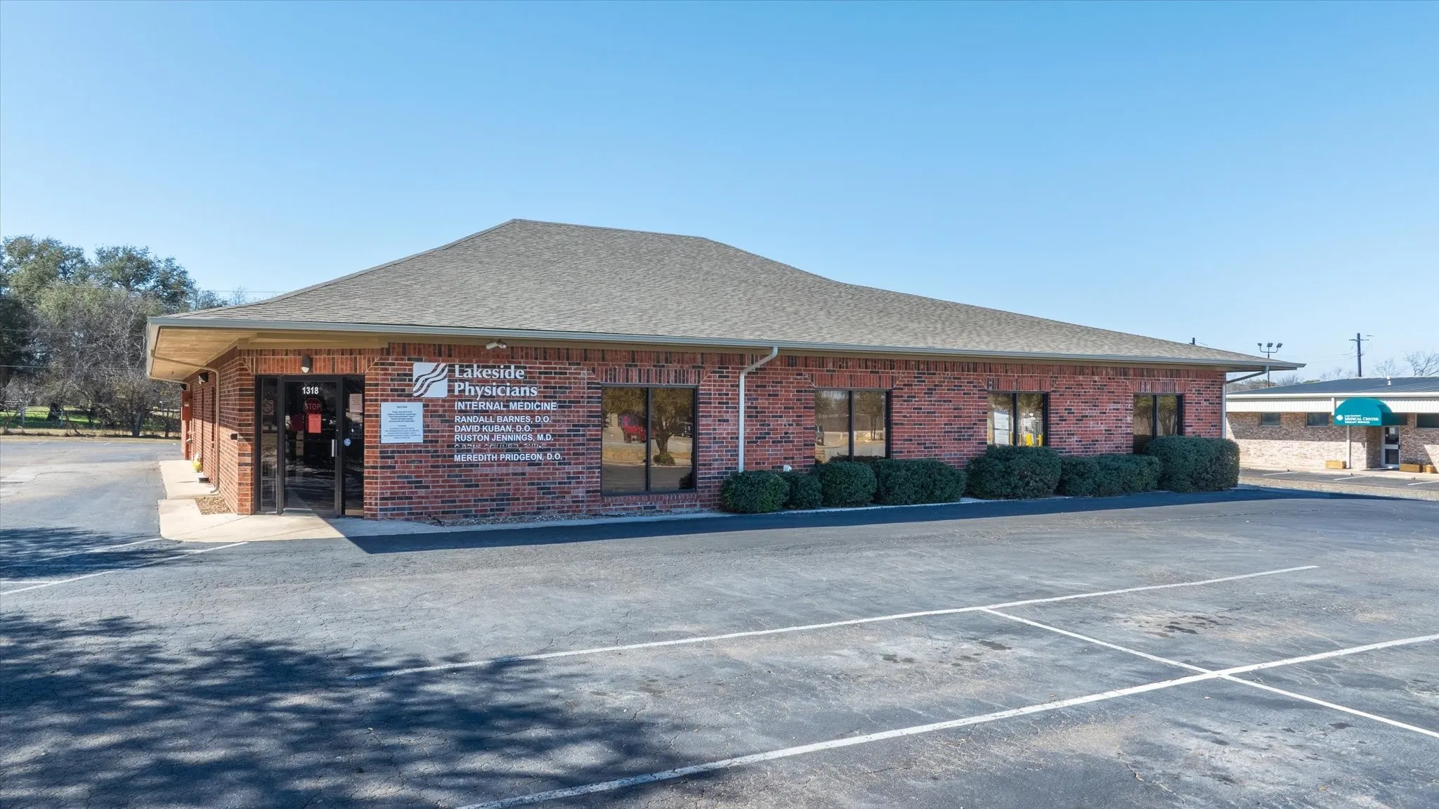 Office For Sale in Hood County , 1318 Paluxy Road, Granbury, Texas 76048, 0, 0, Garage spaces, 0 Sqft, built in 1986, Preowned, mls#21185984, Real Estate Agent in Granbury, Homes For Sale in Hood county, Homes For Sale in Granbury, Realtor in Granbury Texas, Real Estate Brokerage Independent Realty Texas, Luminita Cordes Realtor