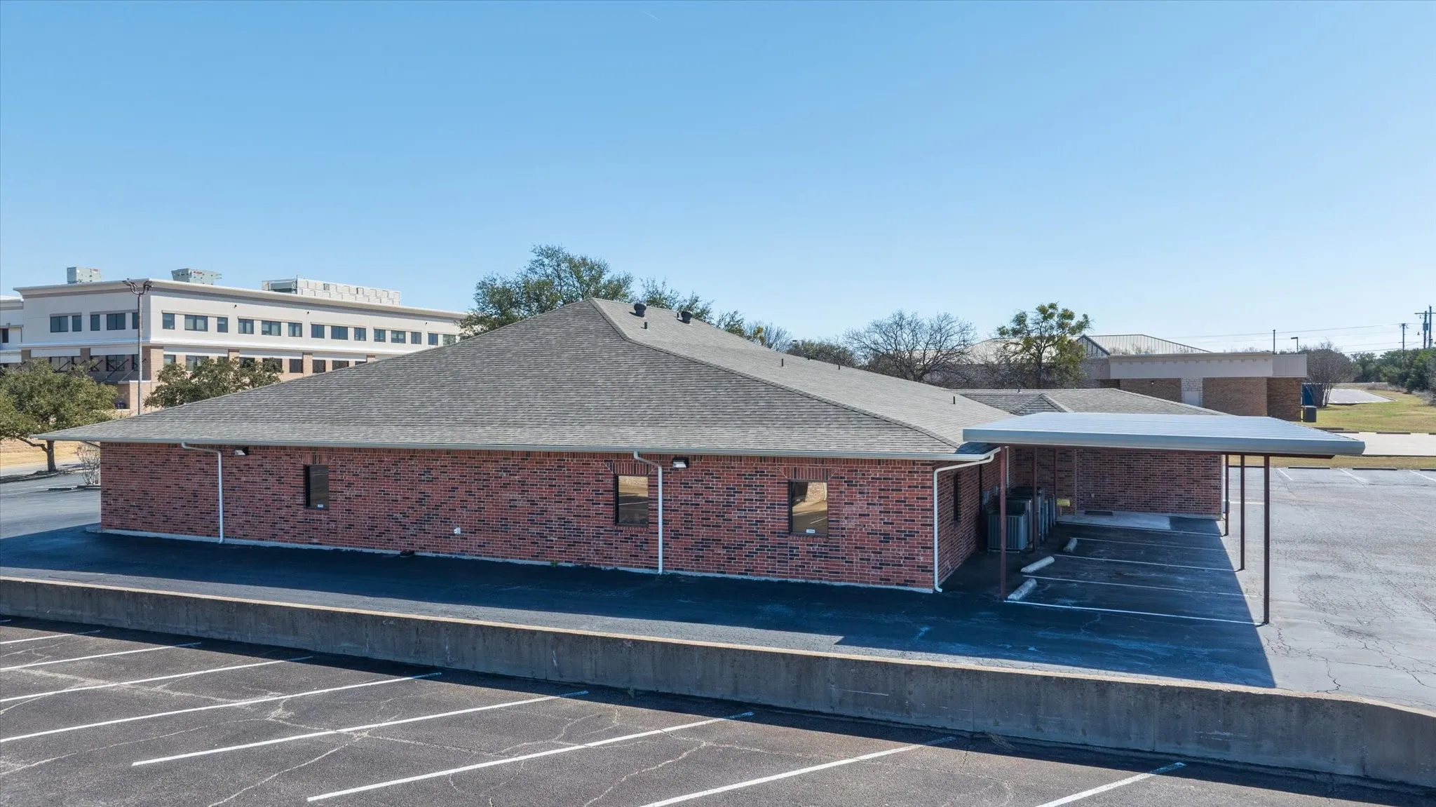 Office For Sale in Hood County , 1318 Paluxy Road, Granbury, Texas 76048, 0, 0, Garage spaces, 0 Sqft, built in 1986, Preowned, mls#21185984, Real Estate Agent in Granbury, Homes For Sale in Hood county, Homes For Sale in Granbury, Realtor in Granbury Texas, Real Estate Brokerage Independent Realty Texas, Luminita Cordes Realtor