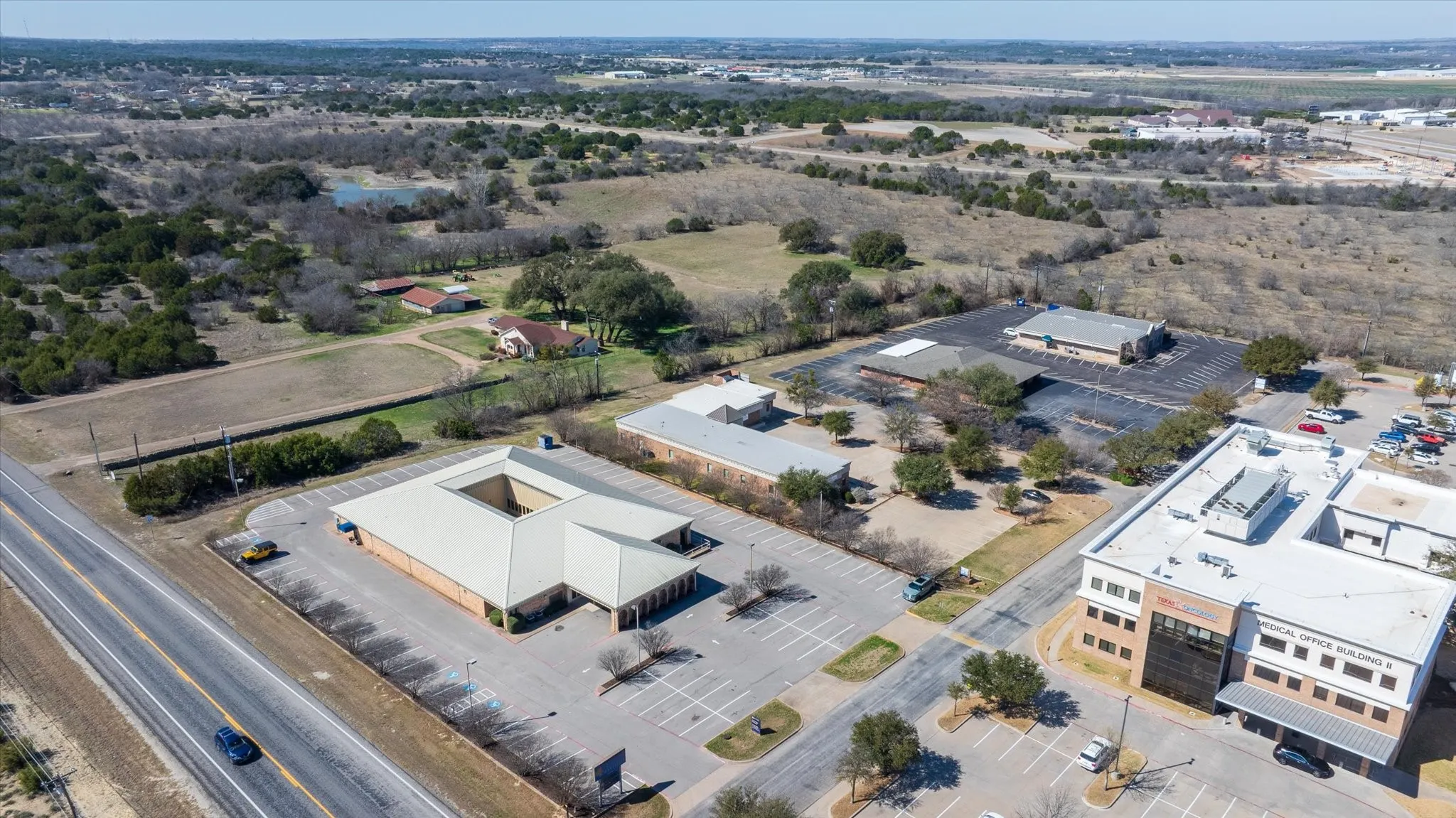 Office For Sale in Hood County , 1318 Paluxy Road, Granbury, Texas 76048, 0, 0, Garage spaces, 0 Sqft, built in 1986, Preowned, mls#21185984, Real Estate Agent in Granbury, Homes For Sale in Hood county, Homes For Sale in Granbury, Realtor in Granbury Texas, Real Estate Brokerage Independent Realty Texas, Luminita Cordes Realtor