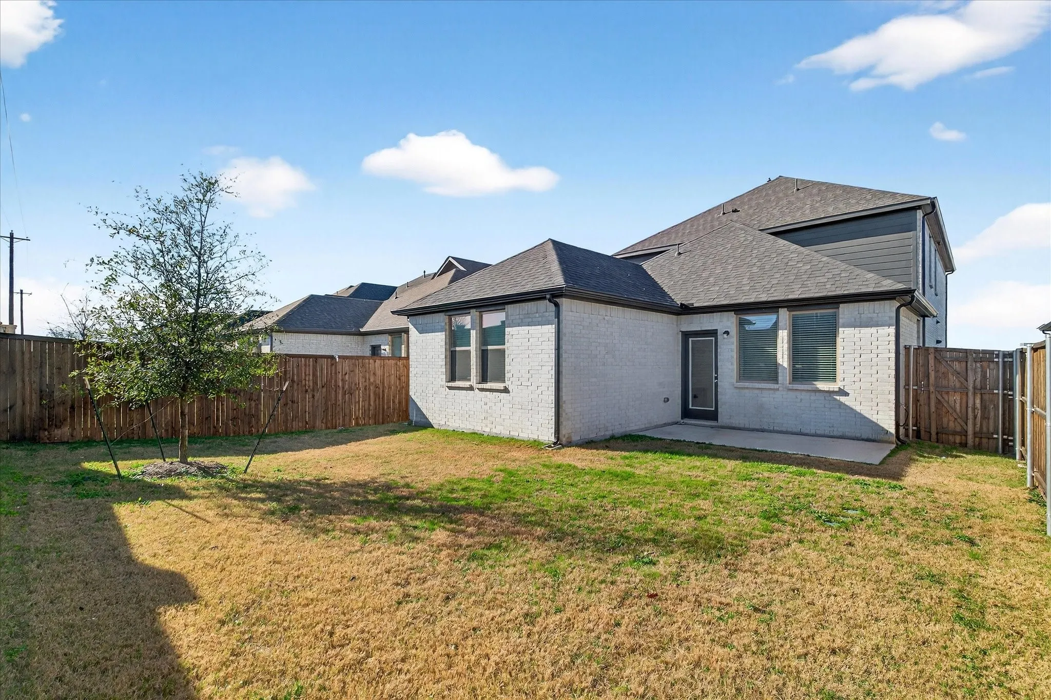 Single Family Residence For Sale in Collin County , 4713 Whitehill Trail, Princeton, Texas 75071, 4 Bedroom, 3 Bathroom, 22 Garage spaces, 2,367 Sqft, built in 2023, Preowned, mls#21187737, Real Estate Agent in Princeton, Homes For Sale in Collin county, Homes For Sale in Princeton, Realtor in Princeton Texas, Real Estate Brokerage Independent Realty Texas, Luminita Cordes Realtor