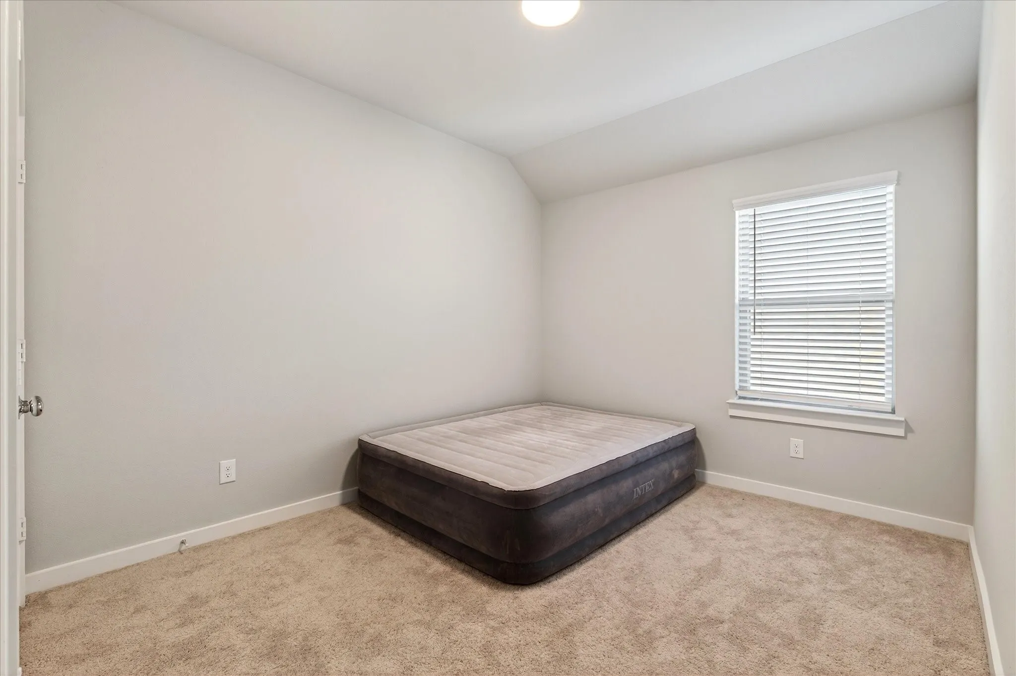 Single Family Residence For Sale in Collin County , 4713 Whitehill Trail, Princeton, Texas 75071, 4 Bedroom, 3 Bathroom, 22 Garage spaces, 2,367 Sqft, built in 2023, Preowned, mls#21187737, Real Estate Agent in Princeton, Homes For Sale in Collin county, Homes For Sale in Princeton, Realtor in Princeton Texas, Real Estate Brokerage Independent Realty Texas, Luminita Cordes Realtor