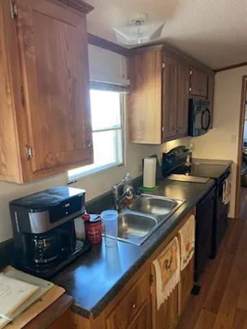 Mobile Home For Sale in Coleman County , 1001 ELIZABETH, Coleman, Texas 76834, 3 Bedroom, 2 Bathroom, 1 Garage spaces, 1,408 Sqft, built in 2009, Price $189,000, mls#21187897, Real Estate Agent in Coleman, Homes For Sale in Coleman county, Homes For Sale in Coleman, Realtor in Coleman Texas, Real Estate Brokerage Independent Realty Texas, Luminita Cordes Realtor