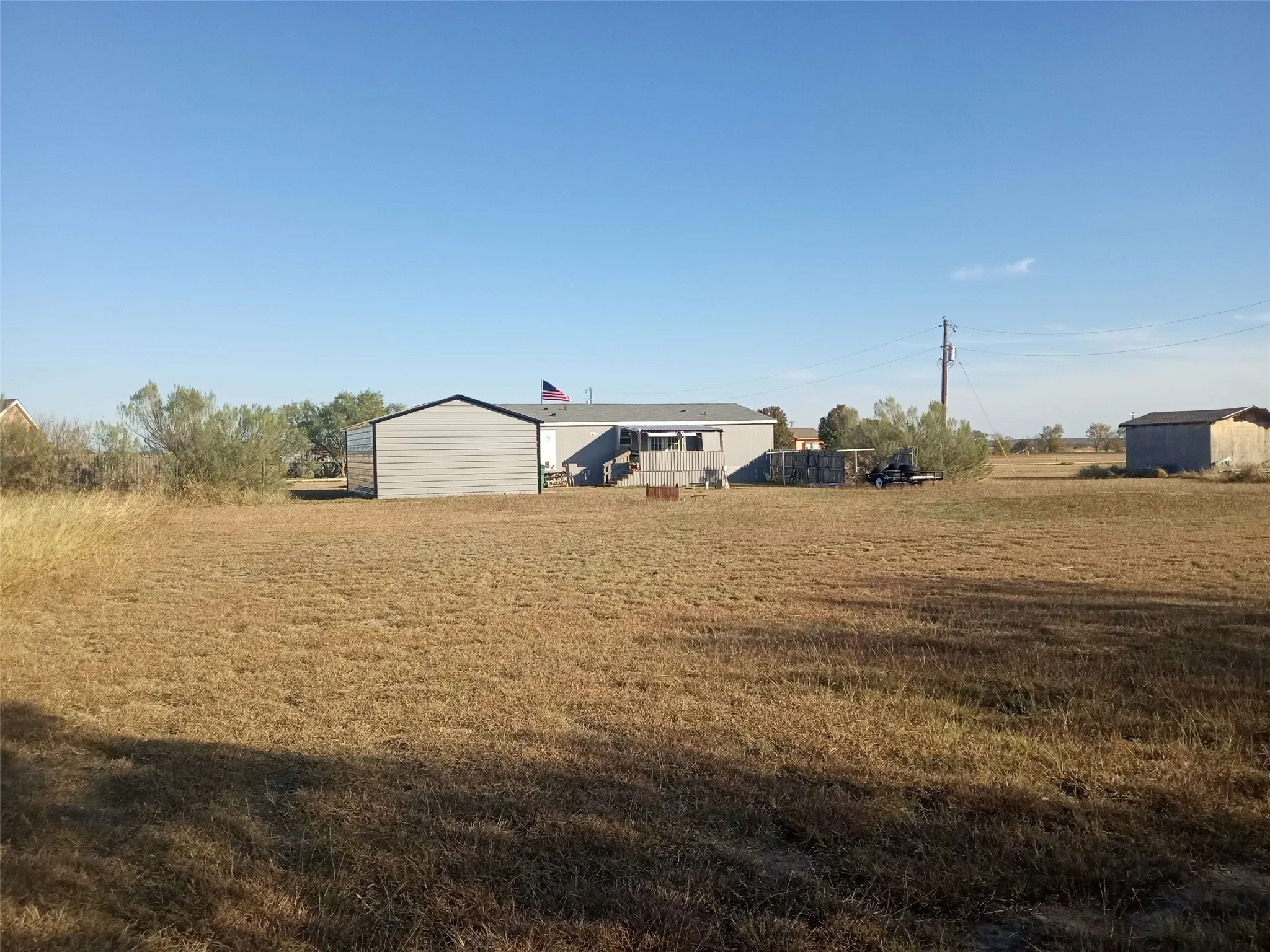 Mobile Home For Sale in Coleman County , 1001 ELIZABETH, Coleman, Texas 76834, 3 Bedroom, 2 Bathroom, 1 Garage spaces, 1,408 Sqft, built in 2009, Price $189,000, mls#21187897, Real Estate Agent in Coleman, Homes For Sale in Coleman county, Homes For Sale in Coleman, Realtor in Coleman Texas, Real Estate Brokerage Independent Realty Texas, Luminita Cordes Realtor