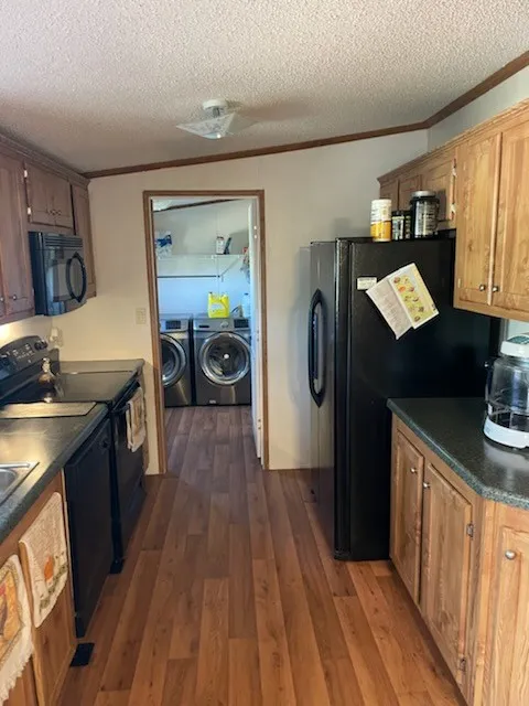 Mobile Home For Sale in Coleman County , 1001 ELIZABETH, Coleman, Texas 76834, 3 Bedroom, 2 Bathroom, 1 Garage spaces, 1,408 Sqft, built in 2009, Price $189,000, mls#21187897, Real Estate Agent in Coleman, Homes For Sale in Coleman county, Homes For Sale in Coleman, Realtor in Coleman Texas, Real Estate Brokerage Independent Realty Texas, Luminita Cordes Realtor