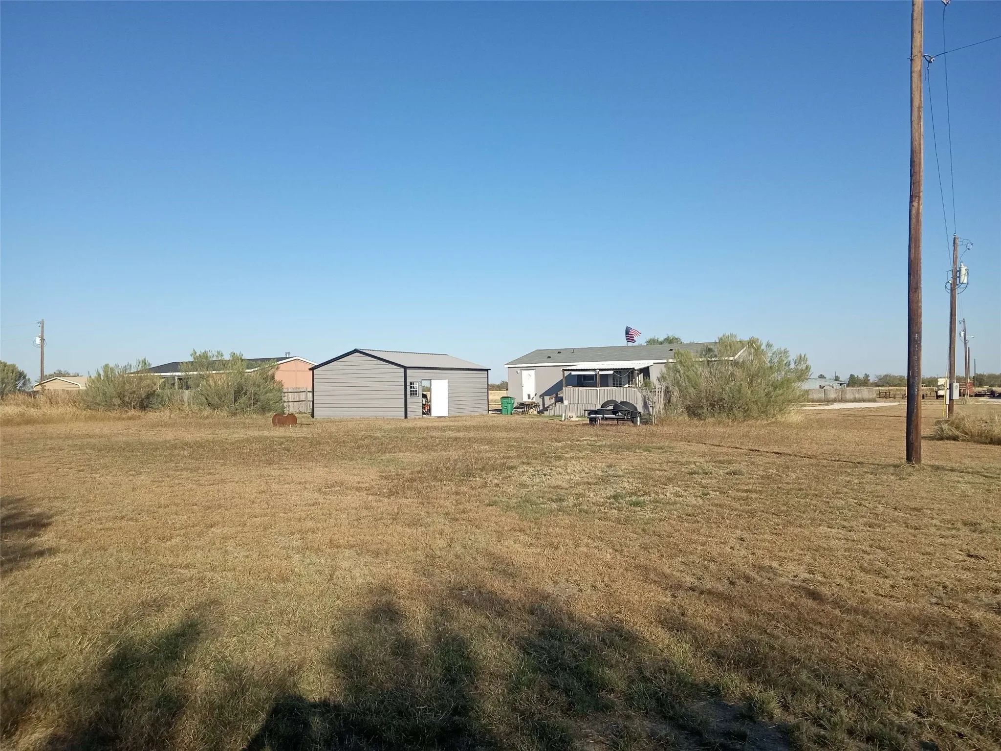 Mobile Home For Sale in Coleman County , 1001 ELIZABETH, Coleman, Texas 76834, 3 Bedroom, 2 Bathroom, 1 Garage spaces, 1,408 Sqft, built in 2009, Price $189,000, mls#21187897, Real Estate Agent in Coleman, Homes For Sale in Coleman county, Homes For Sale in Coleman, Realtor in Coleman Texas, Real Estate Brokerage Independent Realty Texas, Luminita Cordes Realtor