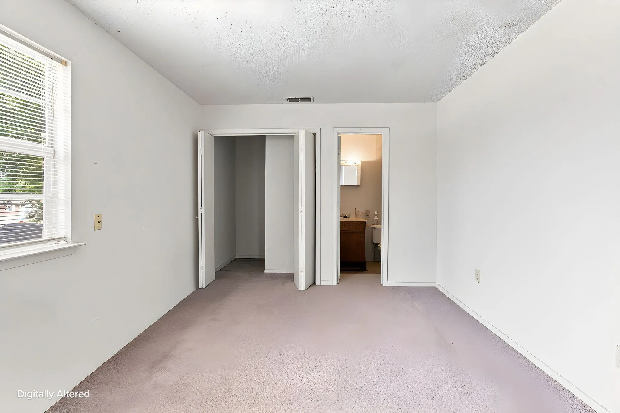 Single Family Residence For Sale in Tarrant County , 1537 Coral Cut Off, Pelican Bay, Texas 76020, 2 Bedroom, 2 Bathroom, 1 Garage spaces, 903 Sqft, built in 1984, Preowned, mls#21187250, Real Estate Agent in Pelican Bay, Homes For Sale in Tarrant county, Homes For Sale in Pelican Bay, Realtor in Pelican Bay Texas, Real Estate Brokerage Independent Realty Texas, Luminita Cordes Realtor